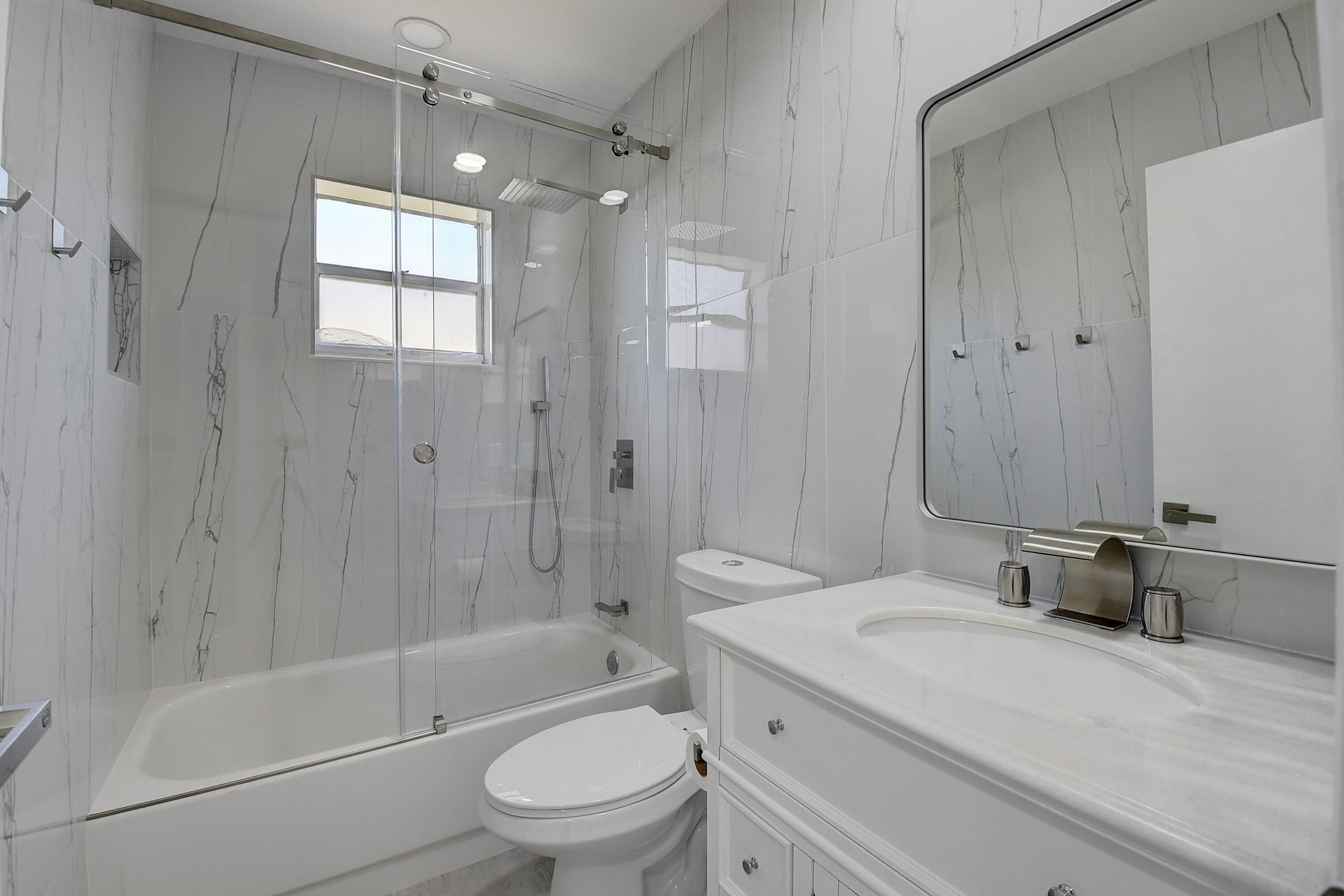 KINGS POINT MONACO CONDOS - Residential Lease