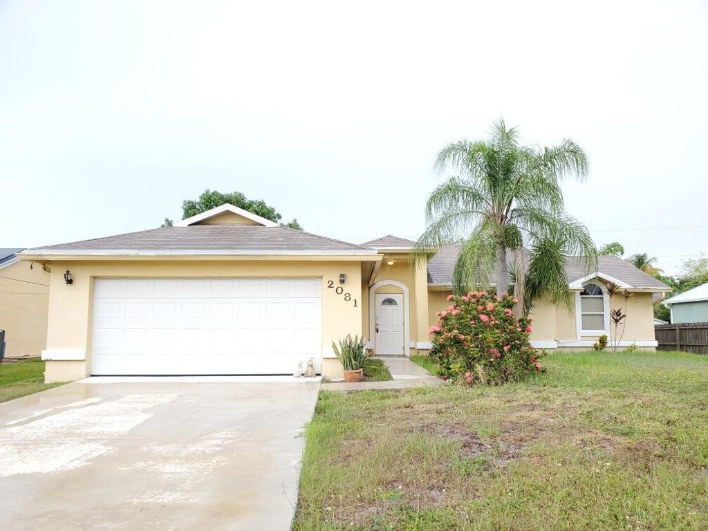 Photo of 2081 SE Stonecrop Street St, Port Saint Lucie, FL 34984 (MLS # R10824700)