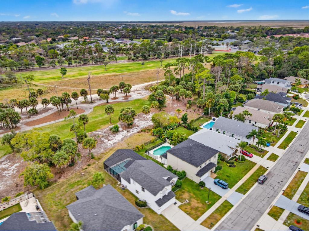 BINKS FOREST OF THE LANDINGS - Residential