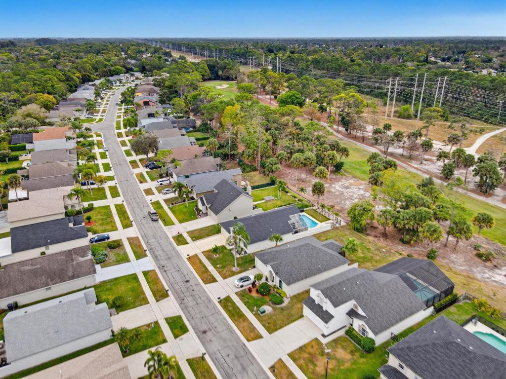 BINKS FOREST OF THE LANDINGS - Residential