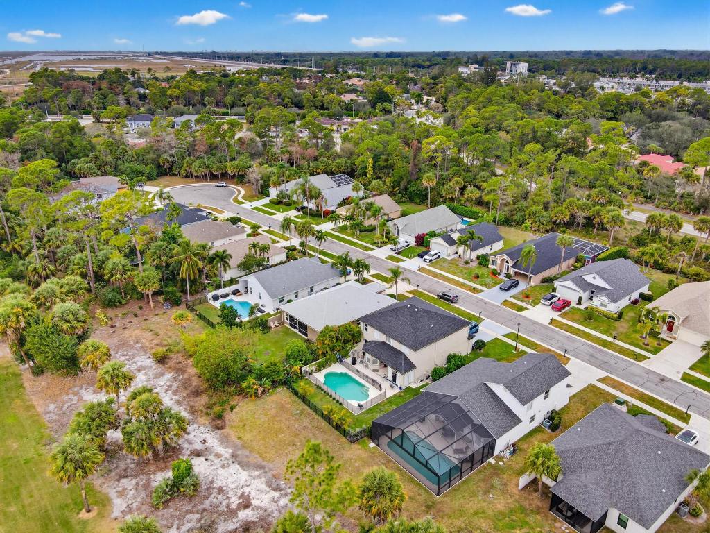 BINKS FOREST OF THE LANDINGS - Residential