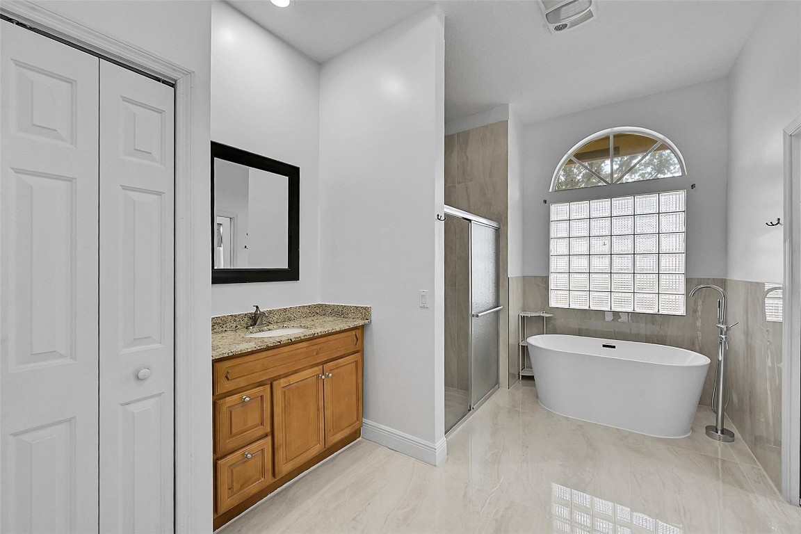 Wyndham Lakes West - Residential Lease