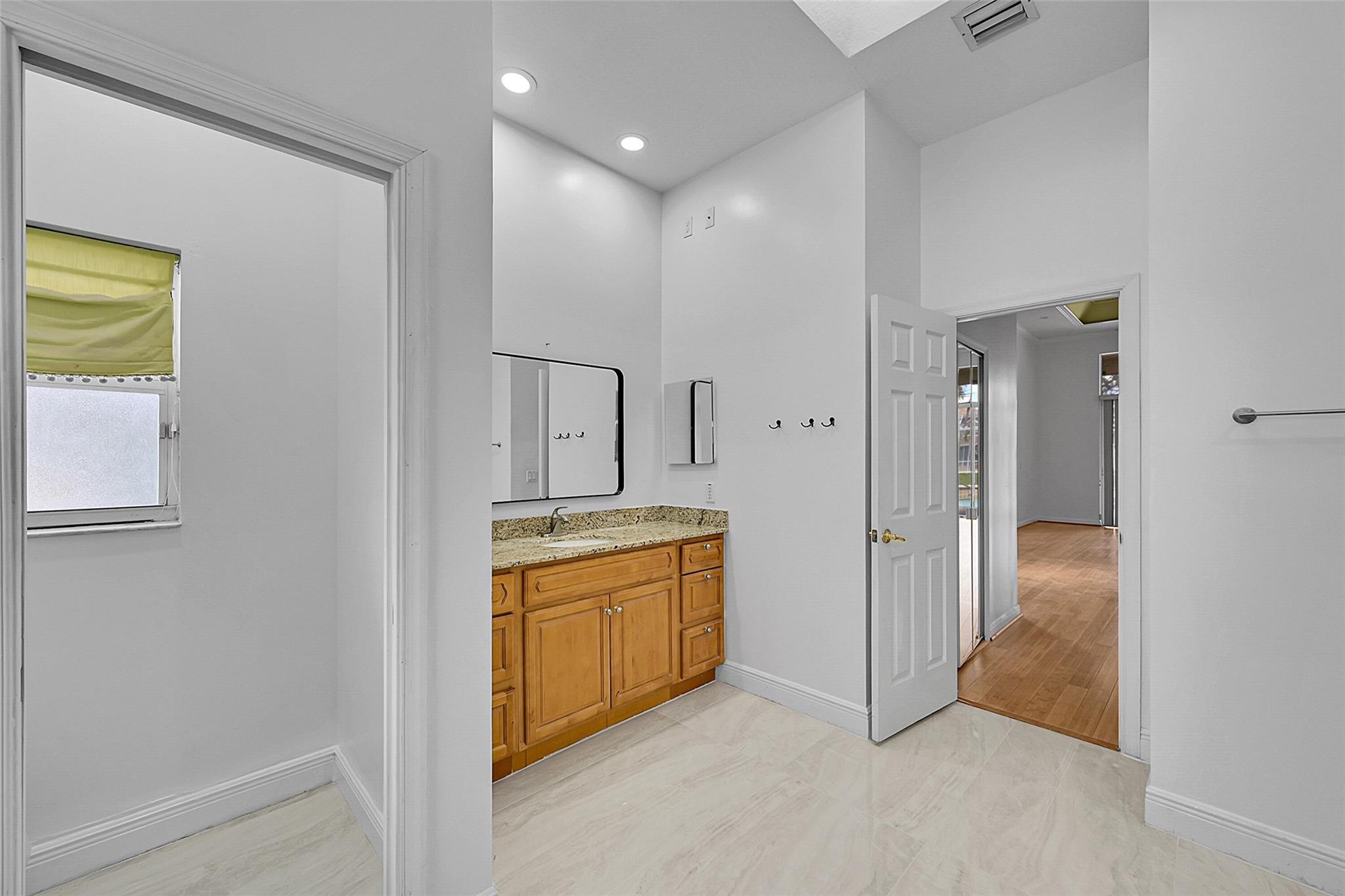 Wyndham Lakes West - Residential Lease