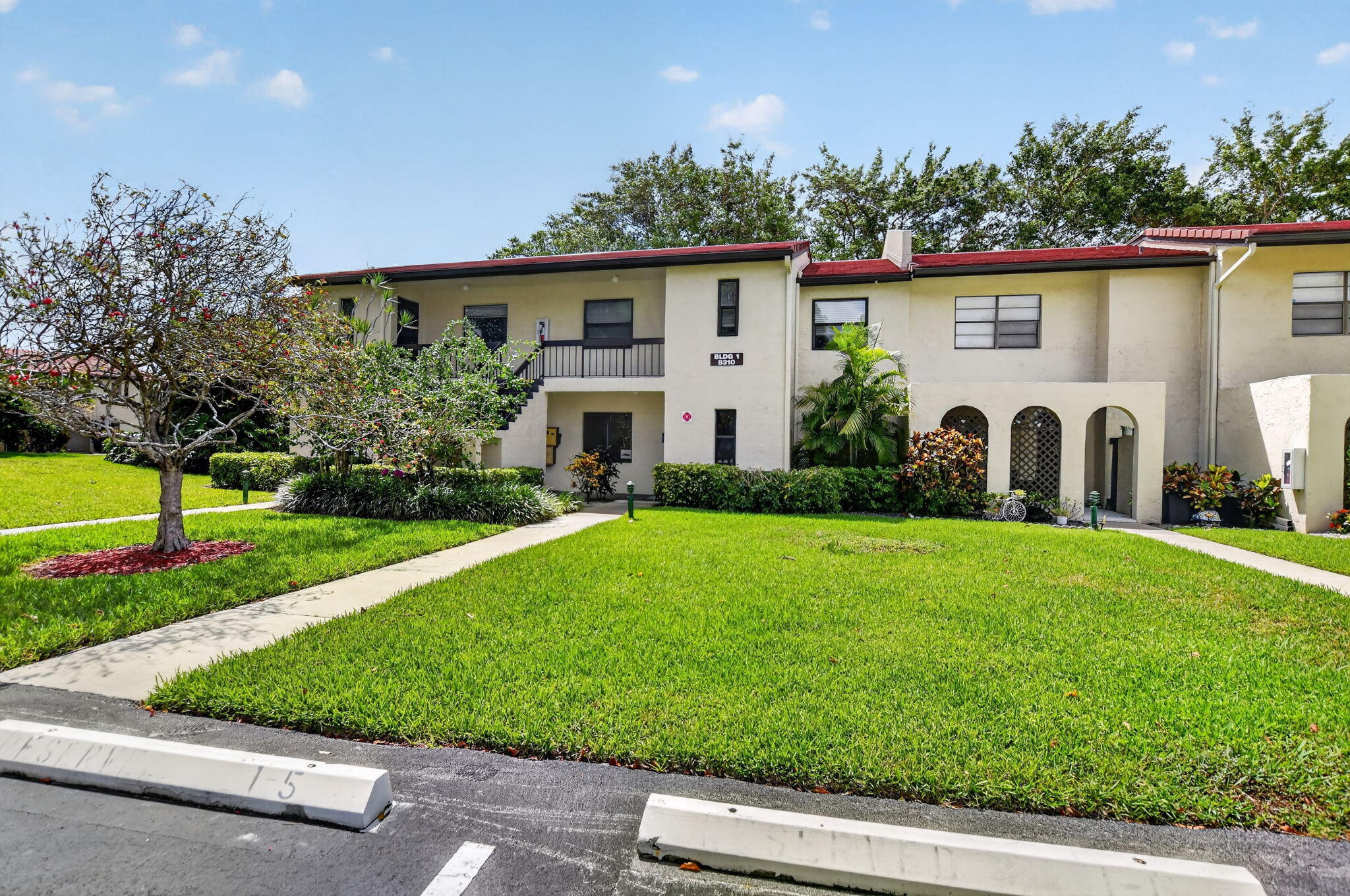 FAIRWAYS OF BOCA LAGO CONDO - Residential