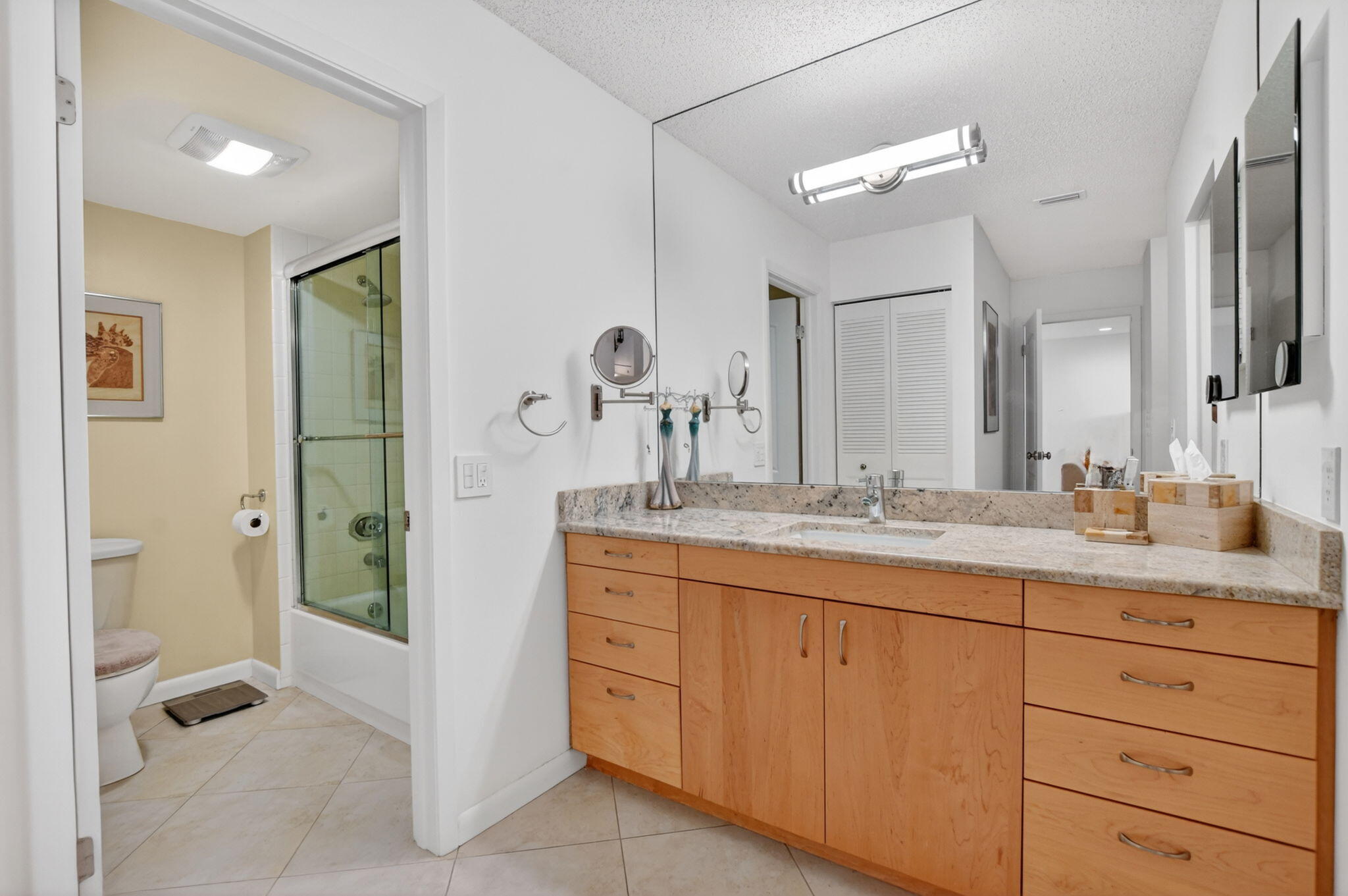 FAIRWAYS OF BOCA LAGO CONDO - Residential