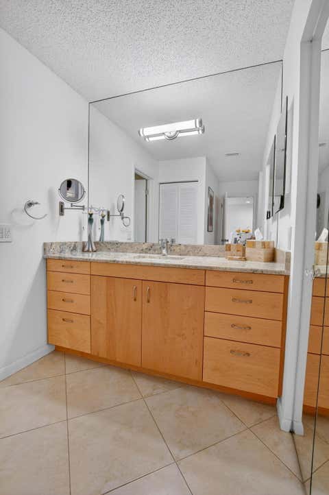 Tiny photo for 8310 Casa Del Lago #D, Boca Raton, FL 33433 (MLS # B26031579)