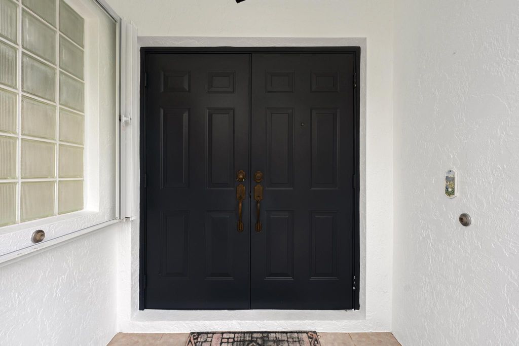 Photo of 8160 Via Di Veneto, Boca Raton, FL 33496 (MLS # B26025779)