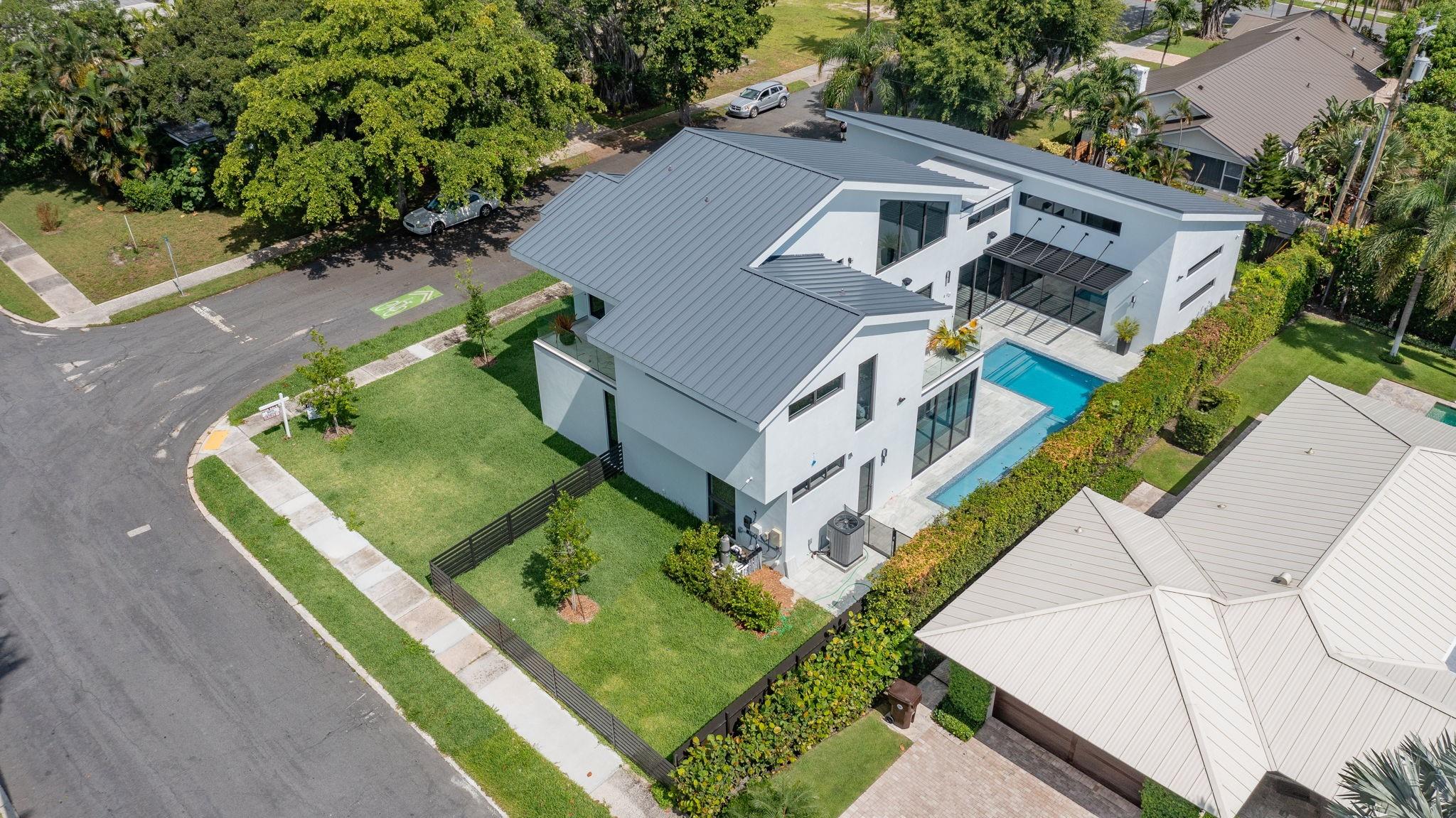 Worth Court 1st Add - Residential