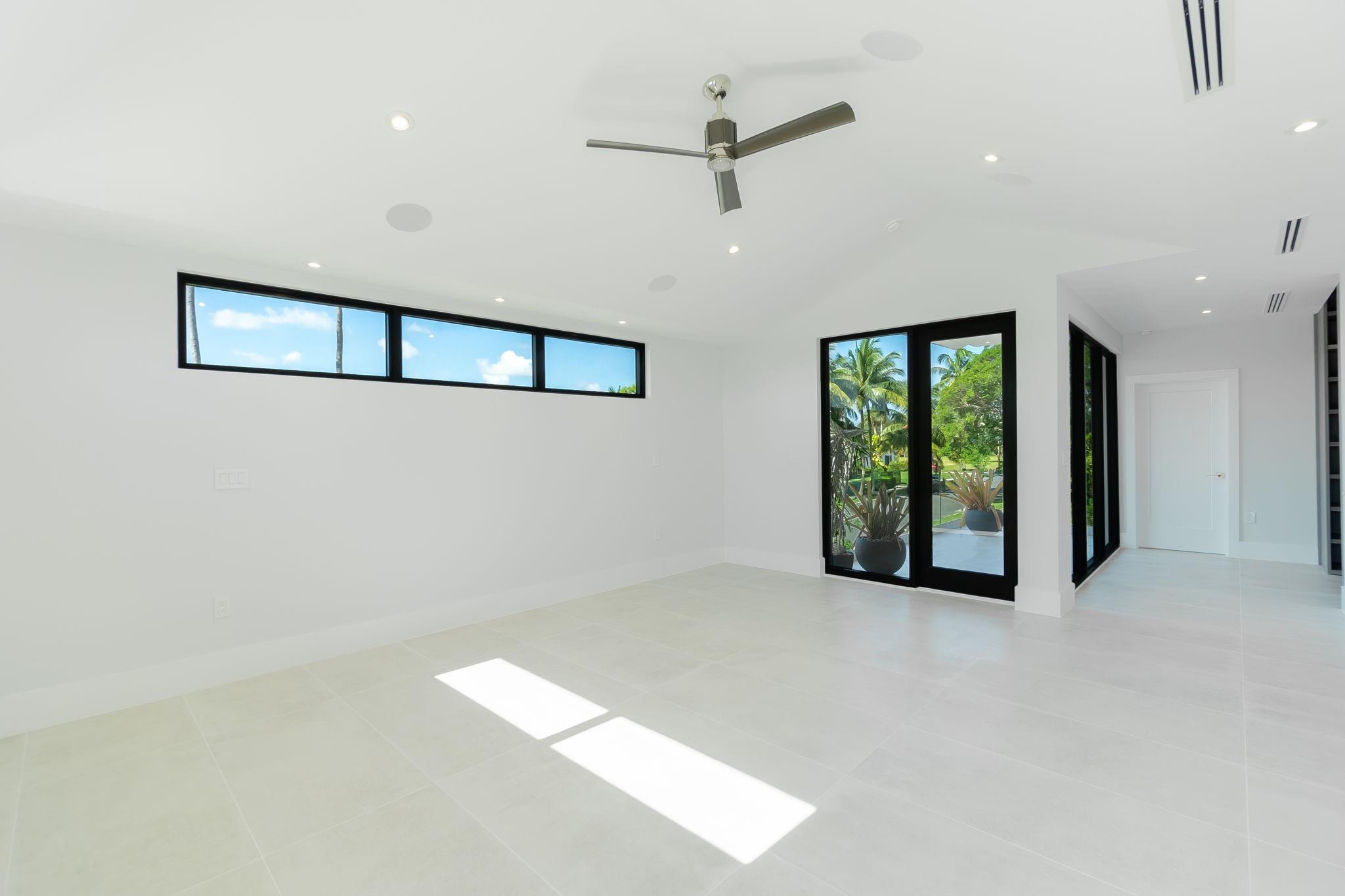 Worth Court 1st Add - Residential