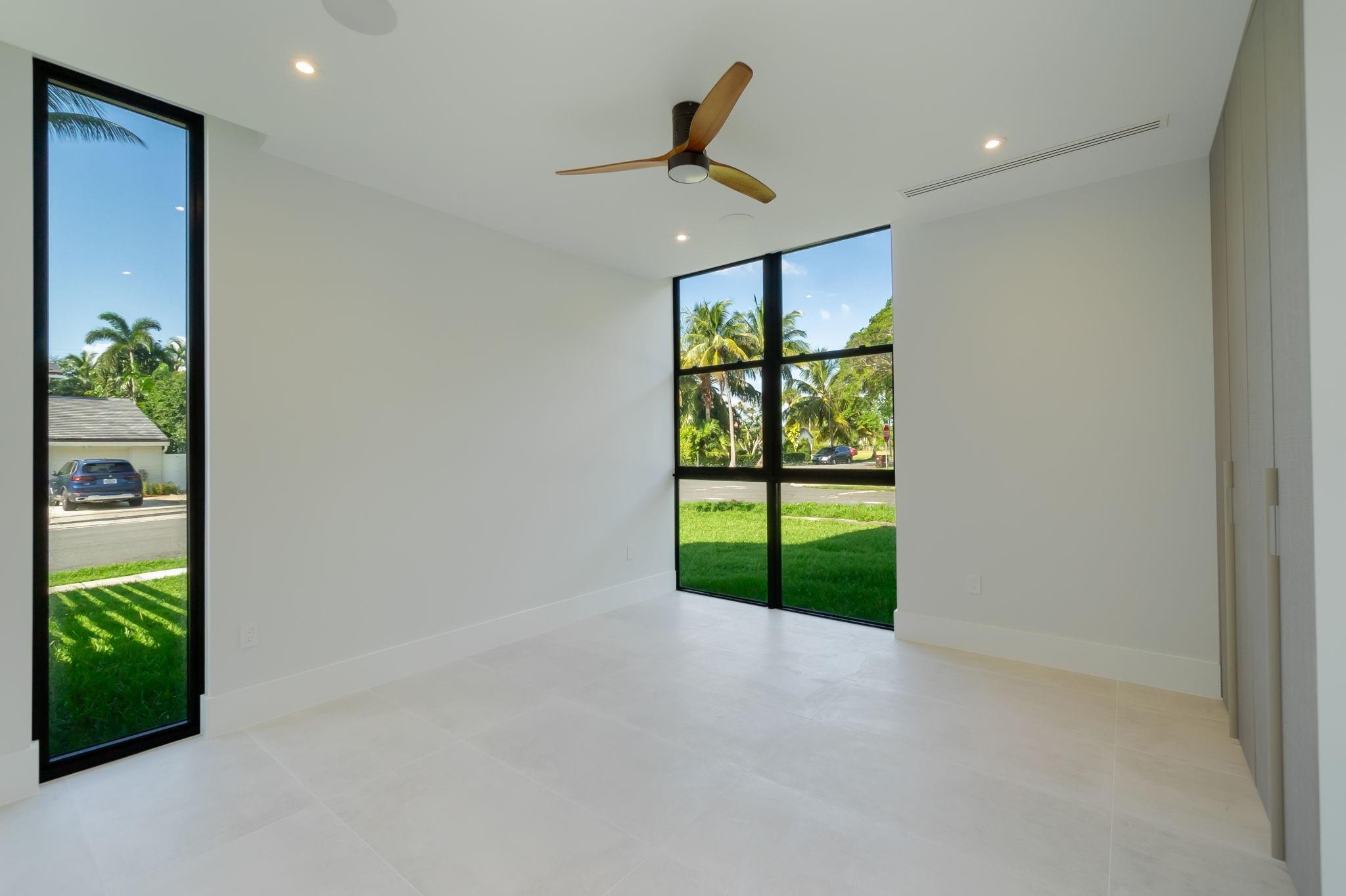 Worth Court 1st Add - Residential