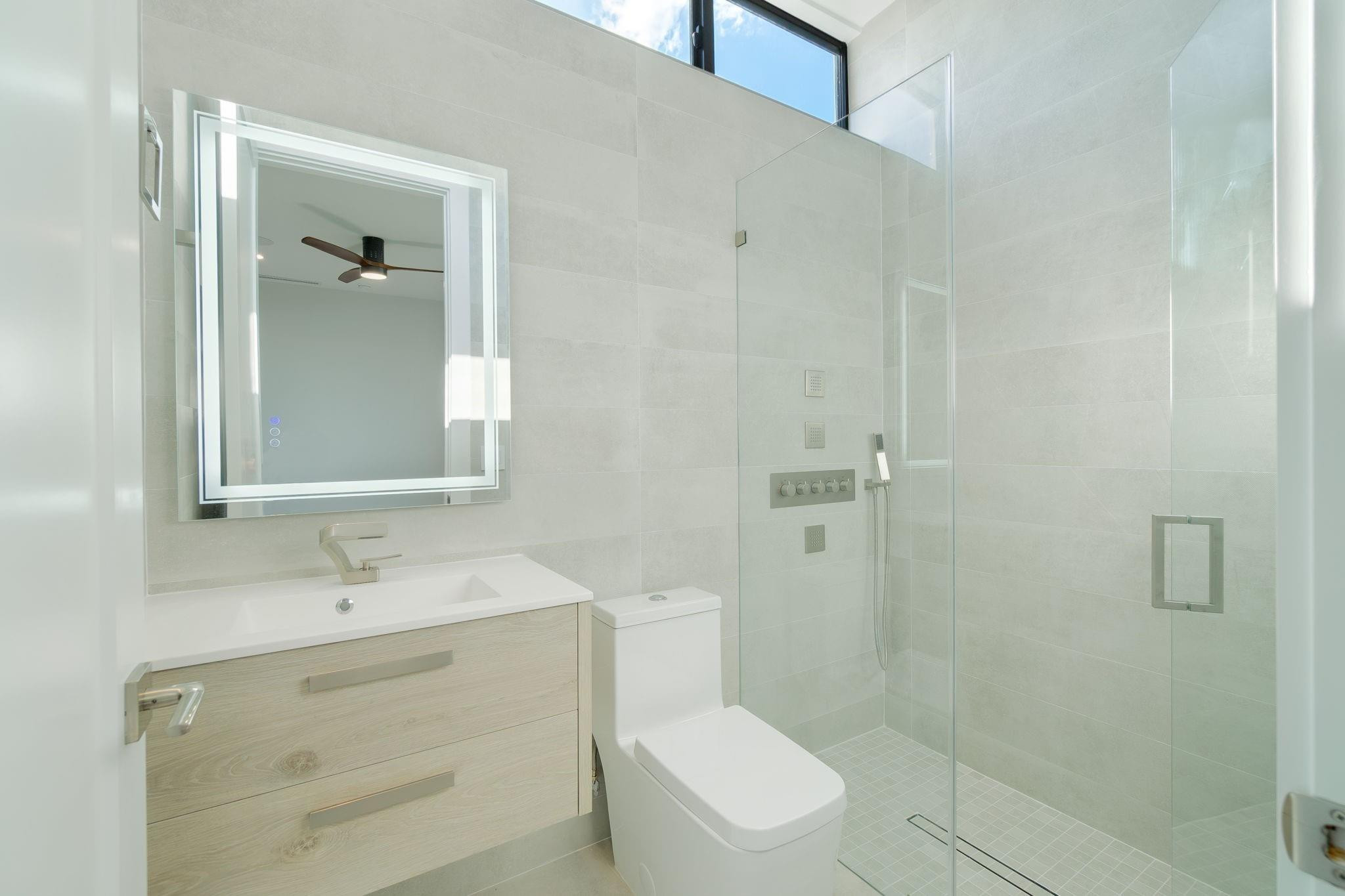 Worth Court 1st Add - Residential