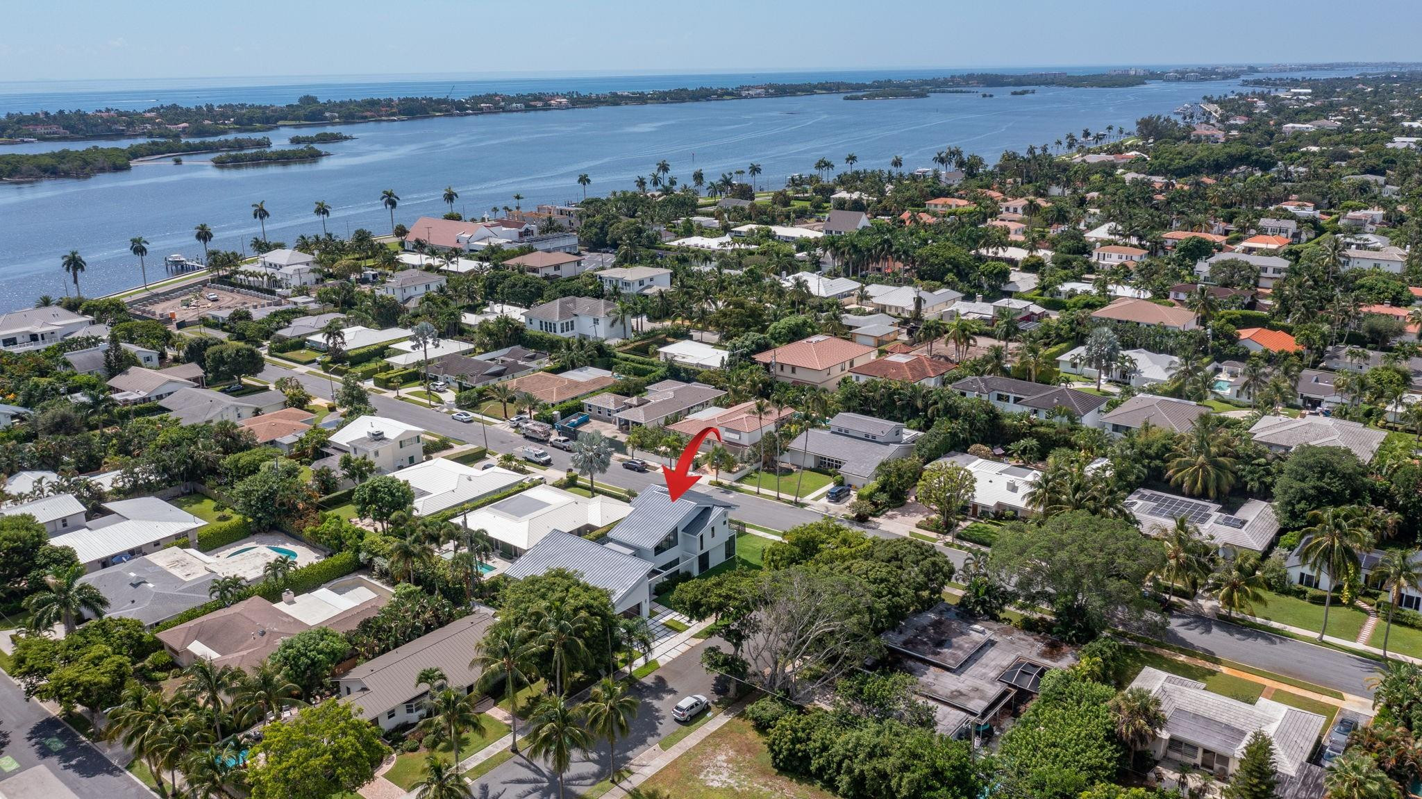 Worth Court 1st Add - Residential