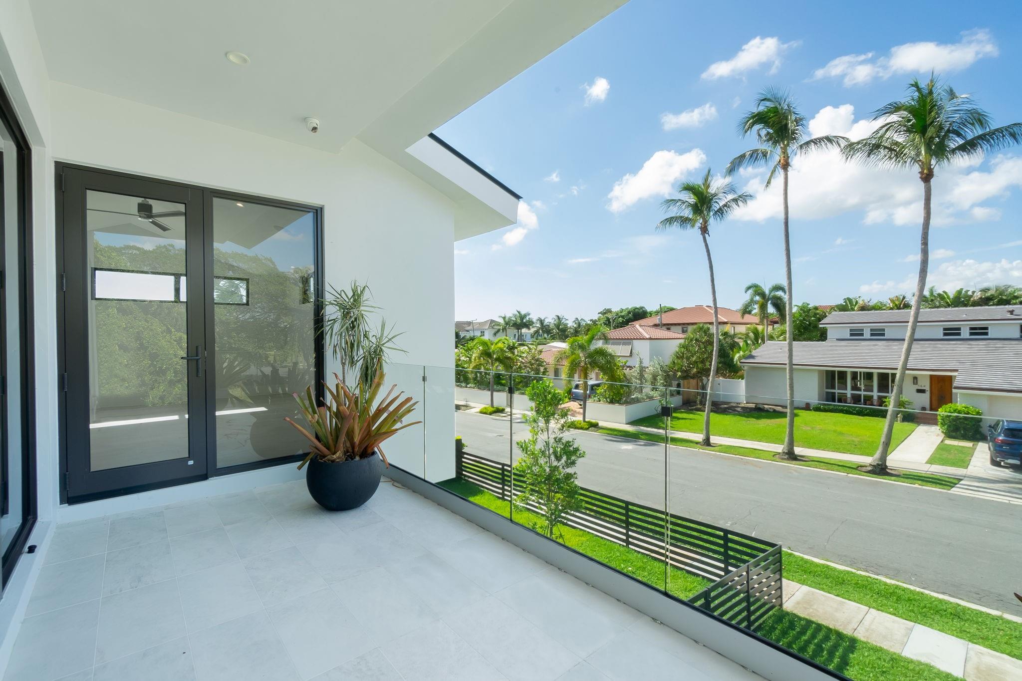 Worth Court 1st Add - Residential