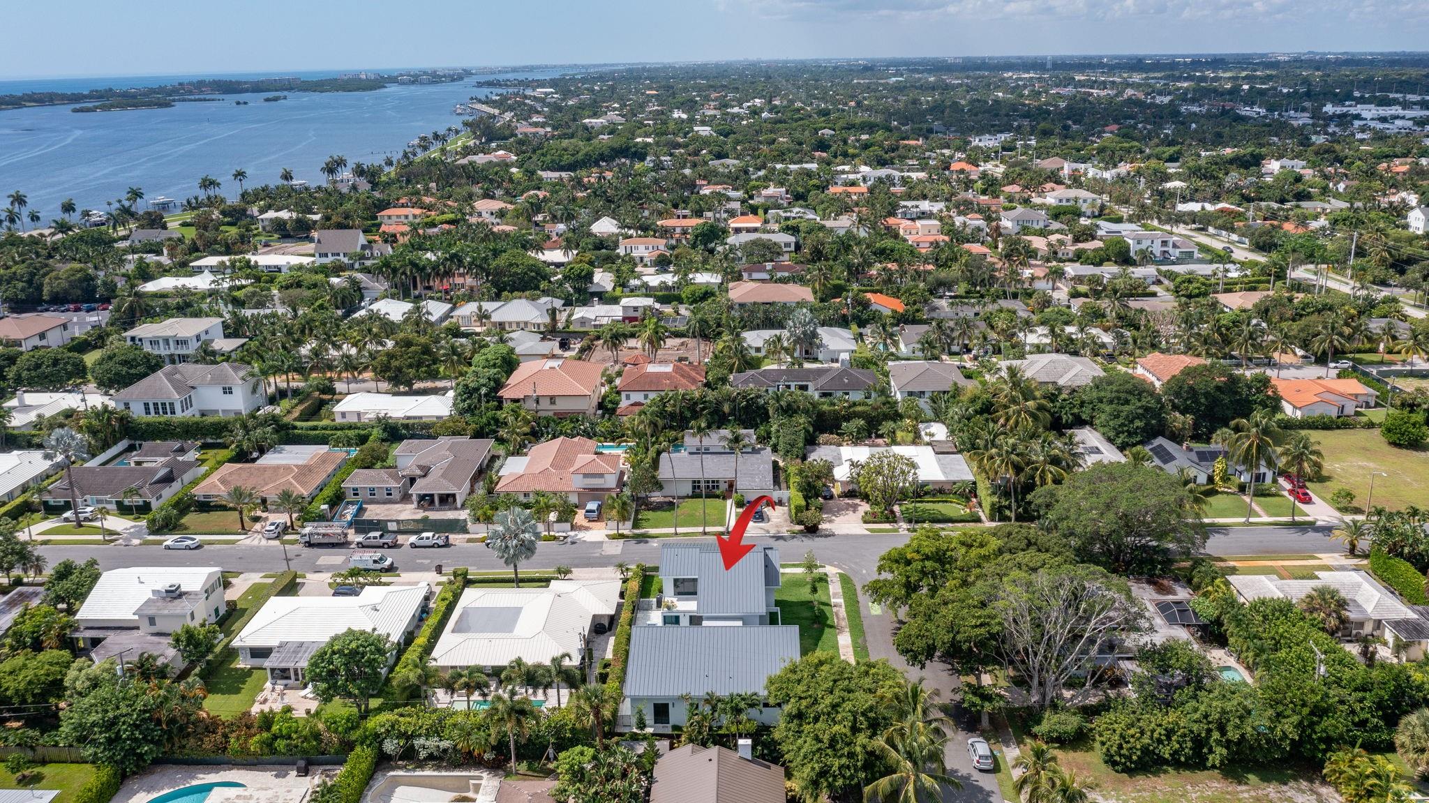 Worth Court 1st Add - Residential