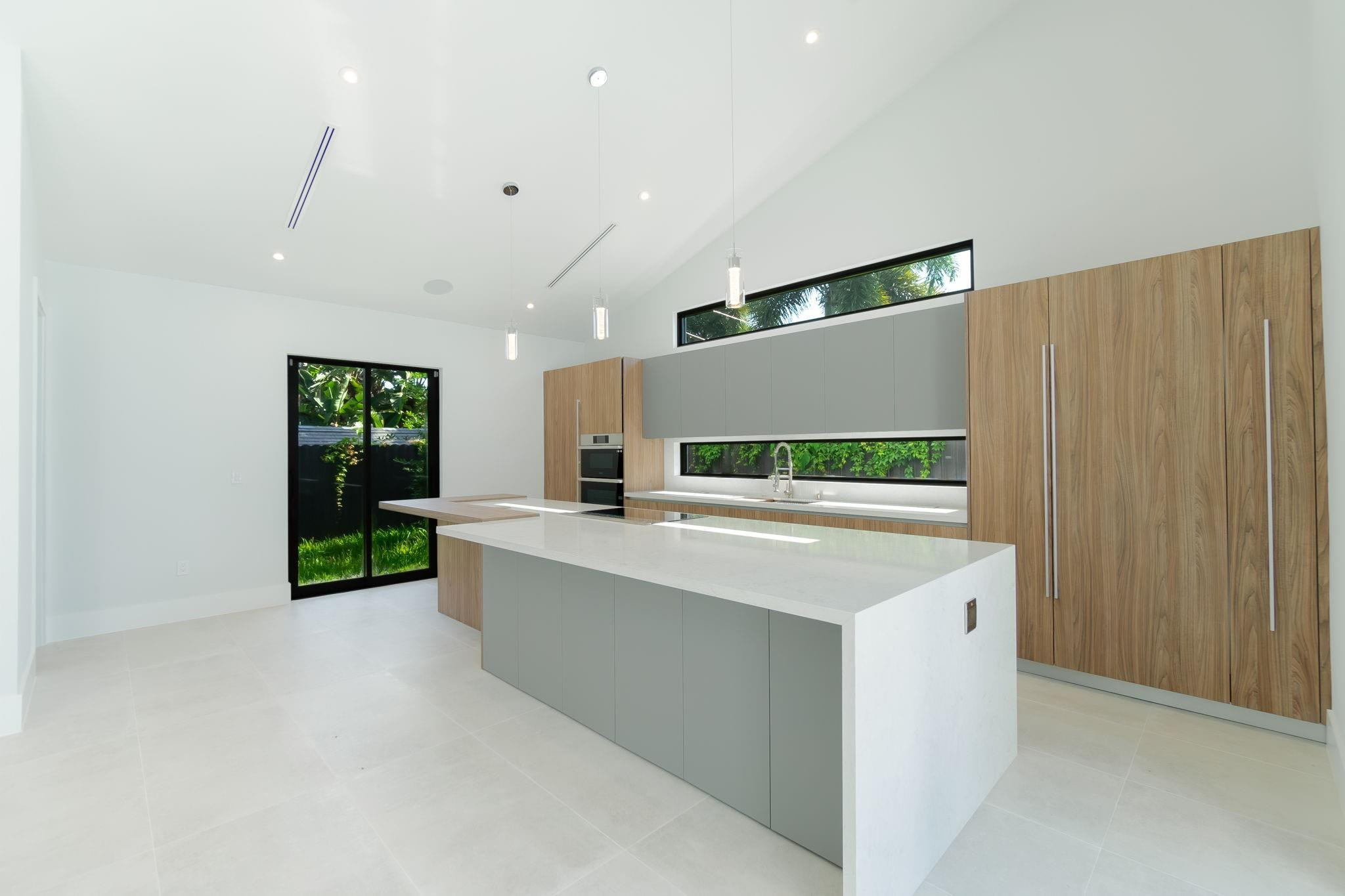 Worth Court 1st Add - Residential