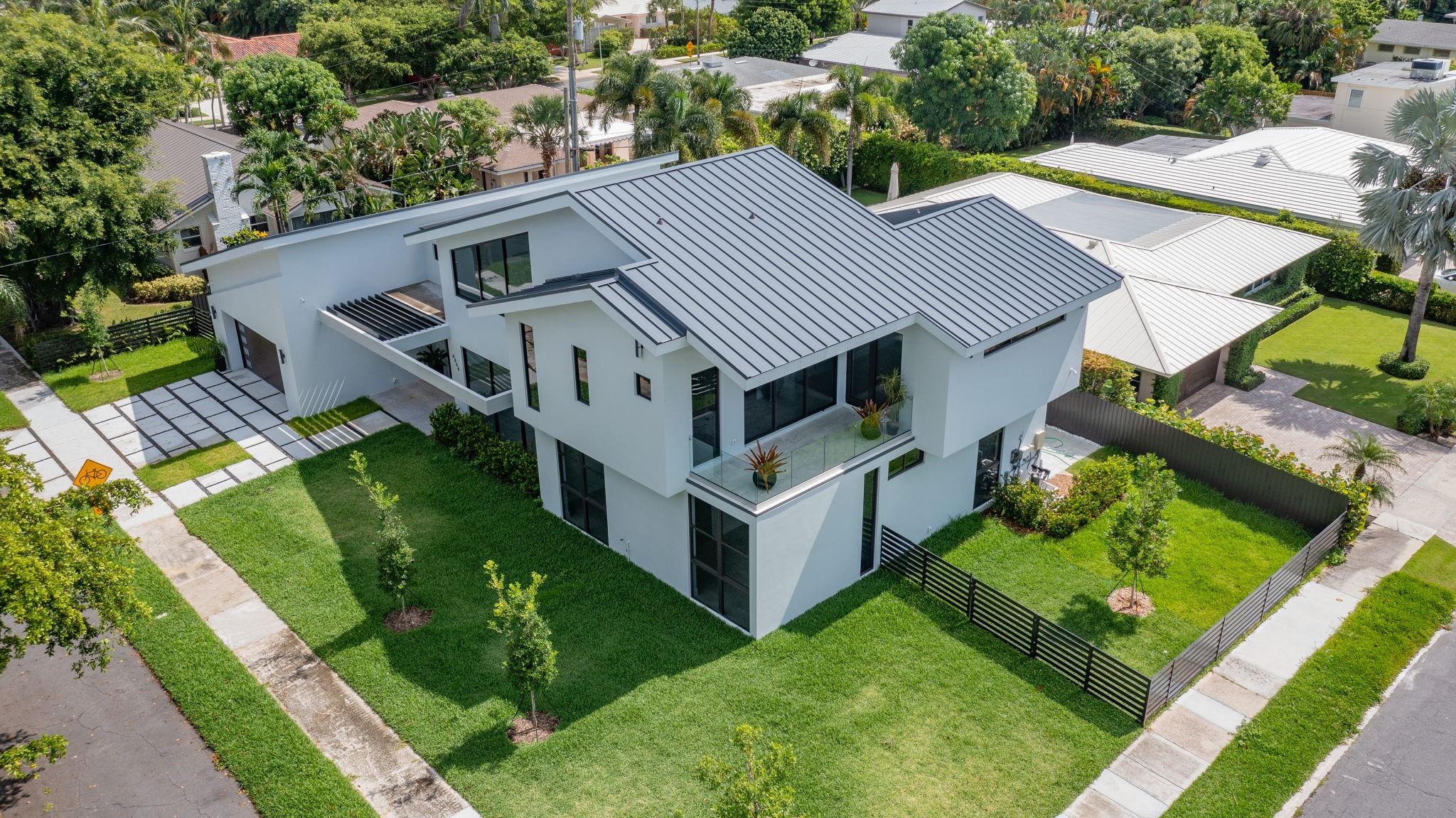 Worth Court 1st Add - Residential