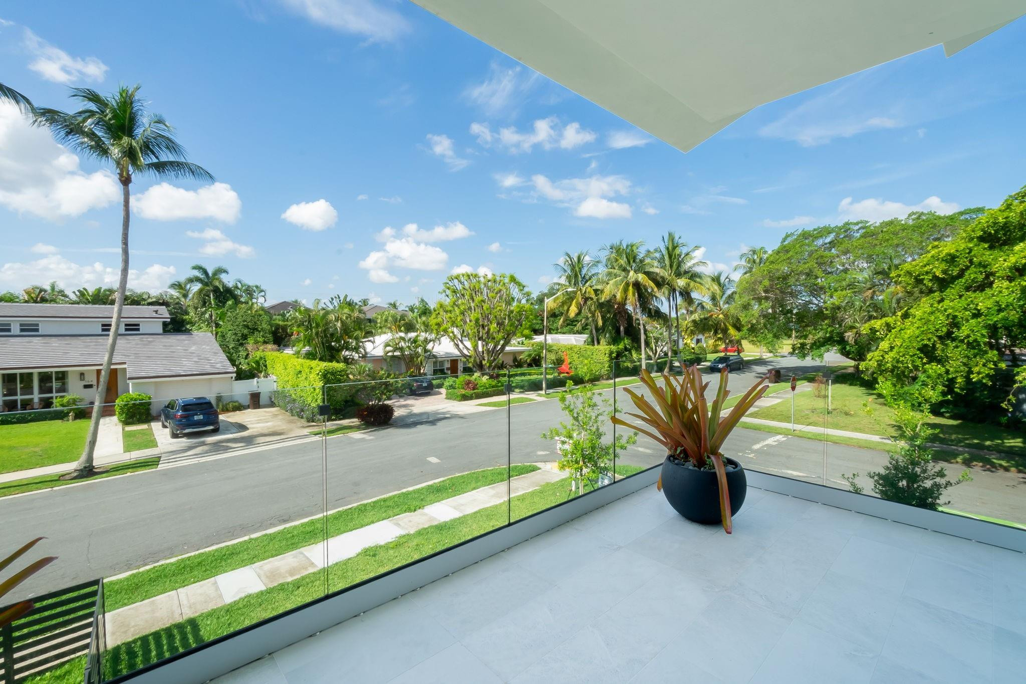 Worth Court 1st Add - Residential