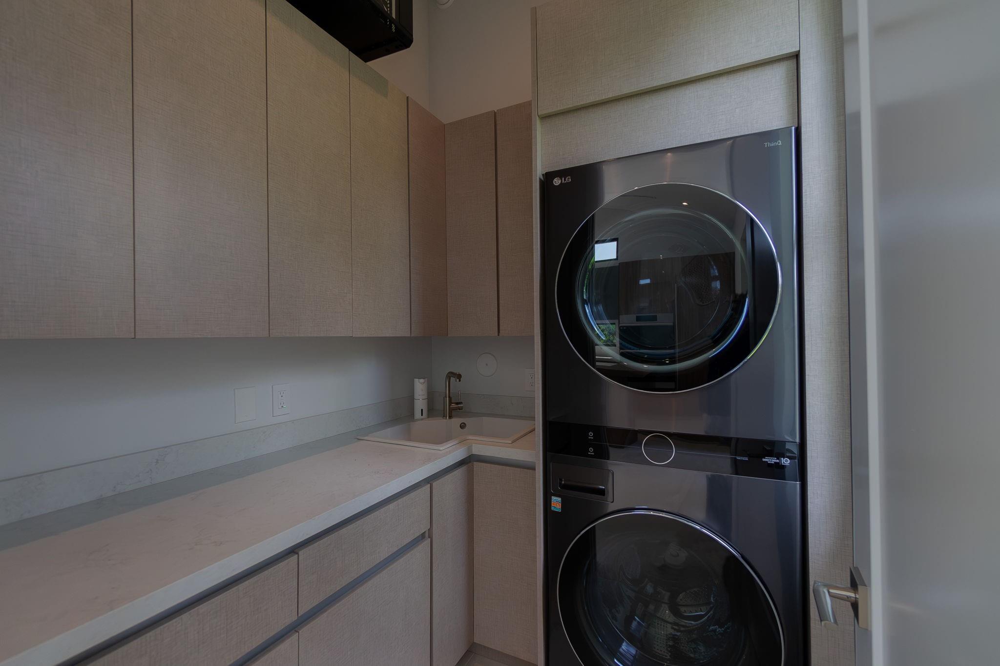 Worth Court 1st Add - Residential