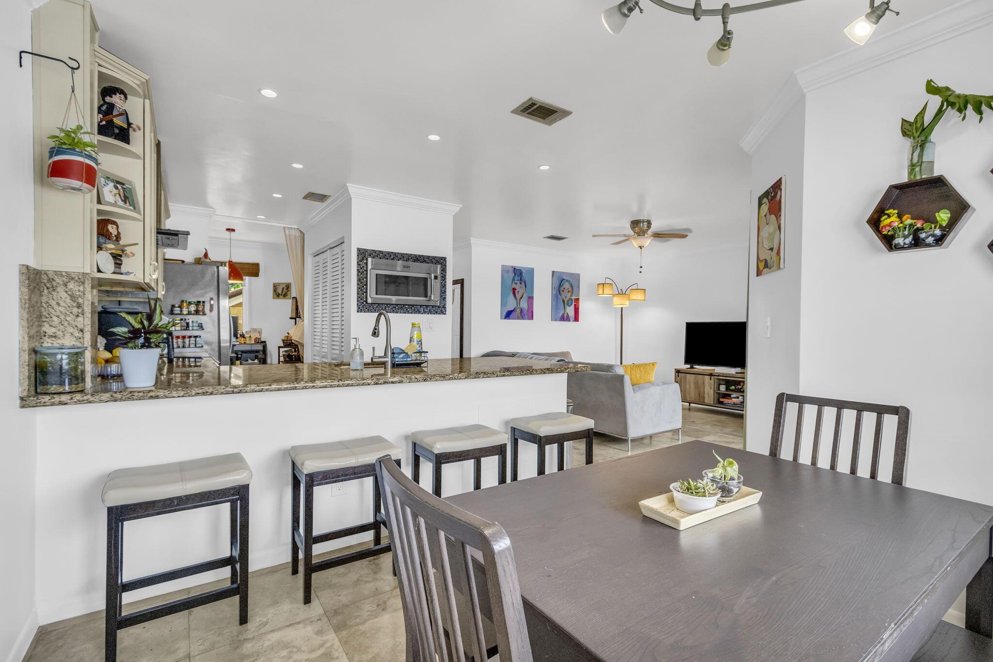 COLONNADES CONDO - Residential