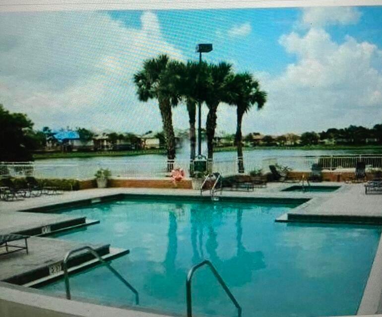 COLONNADES CONDO - Residential