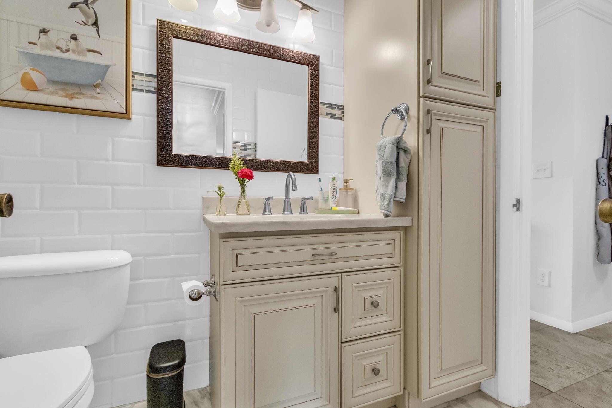 COLONNADES CONDO - Residential