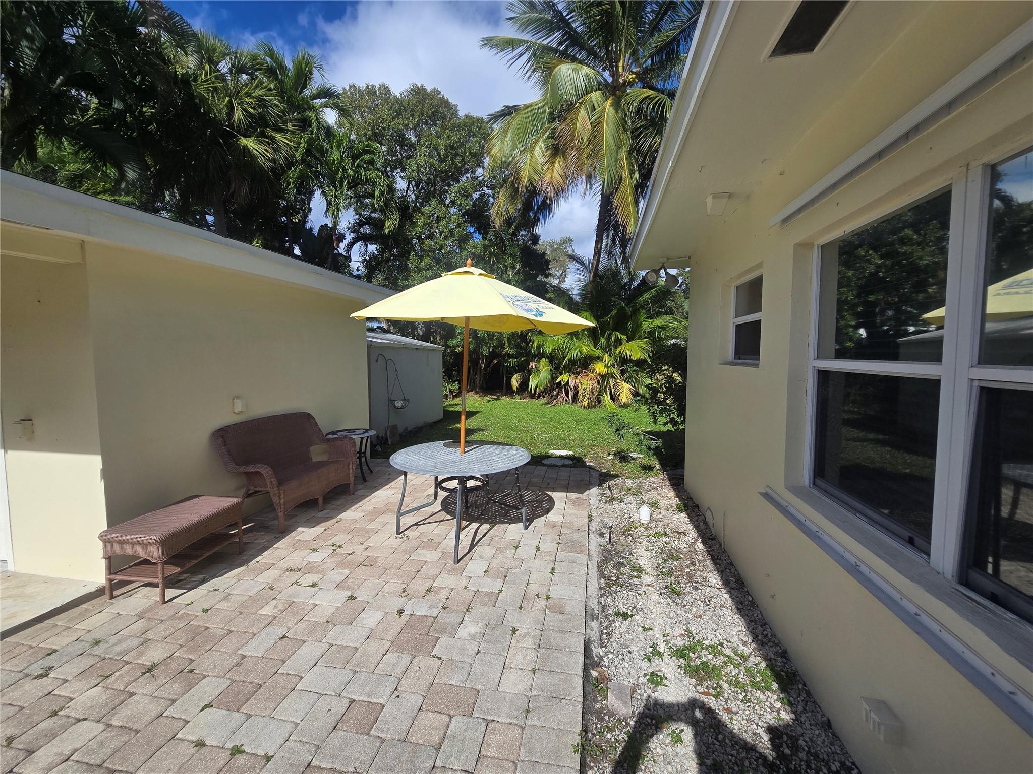Lauderdale 2-9 D - Residential Lease
