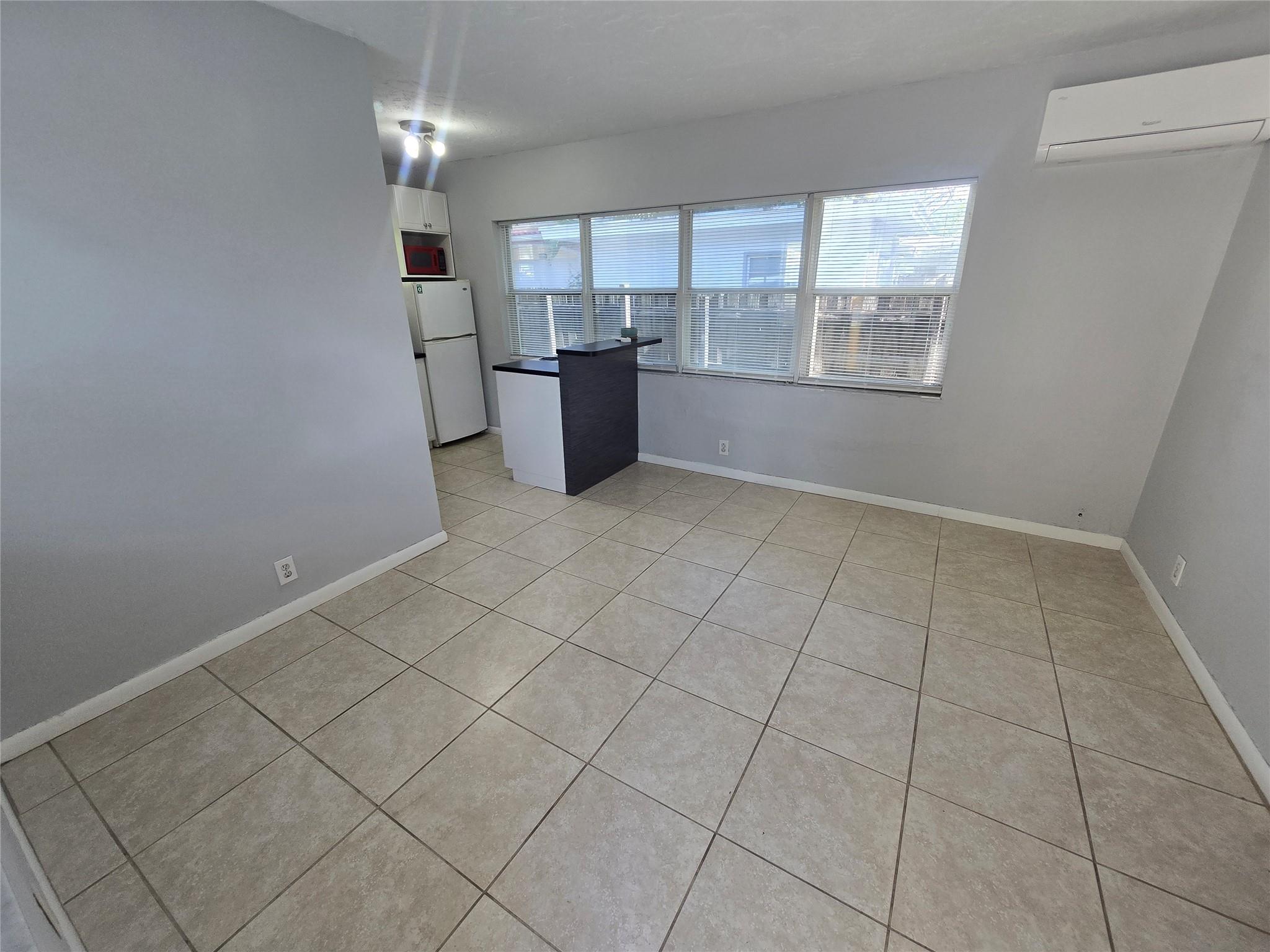 Lauderdale 2-9 D - Residential Lease
