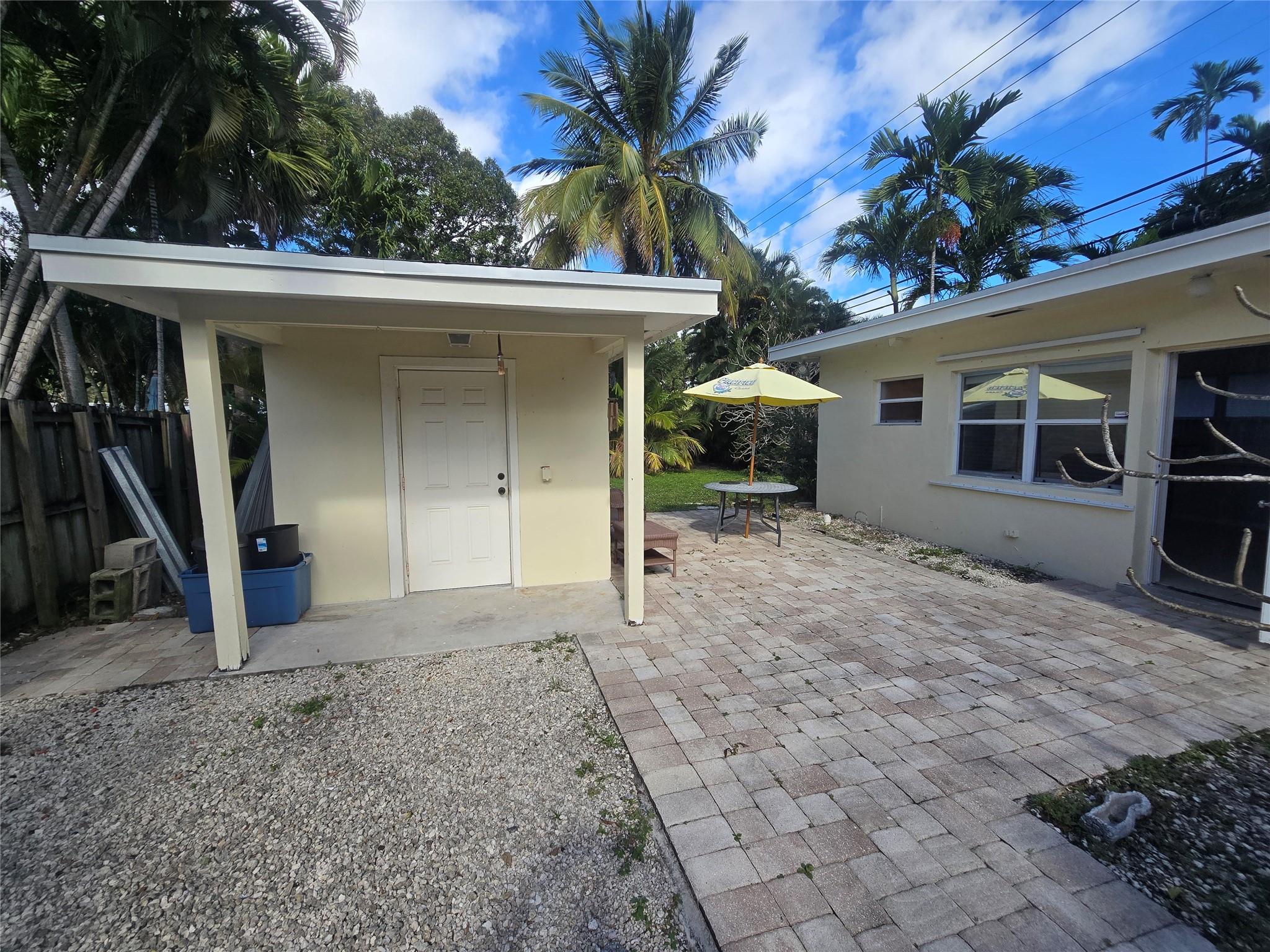 Lauderdale 2-9 D - Residential Lease