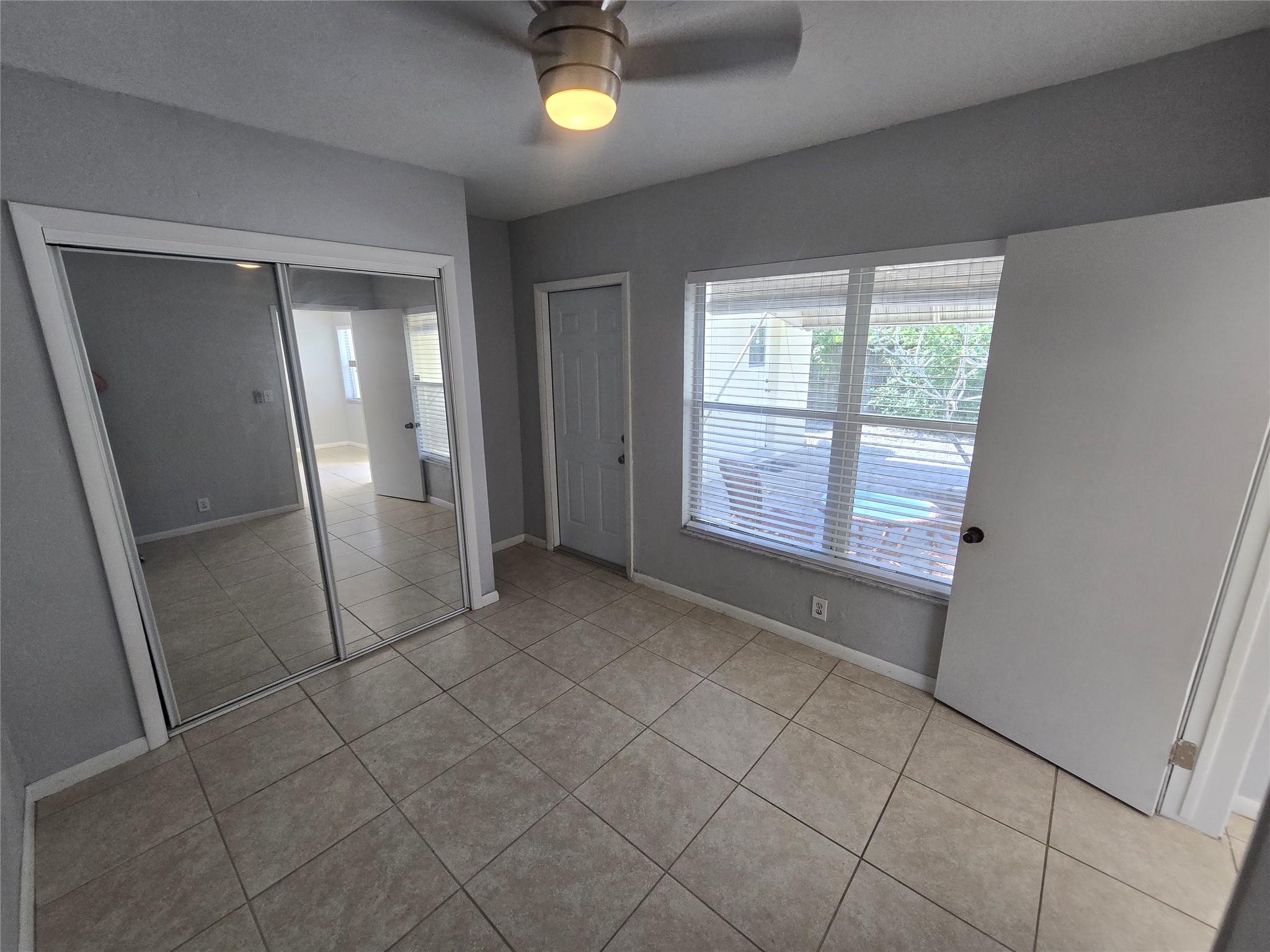 Lauderdale 2-9 D - Residential Lease