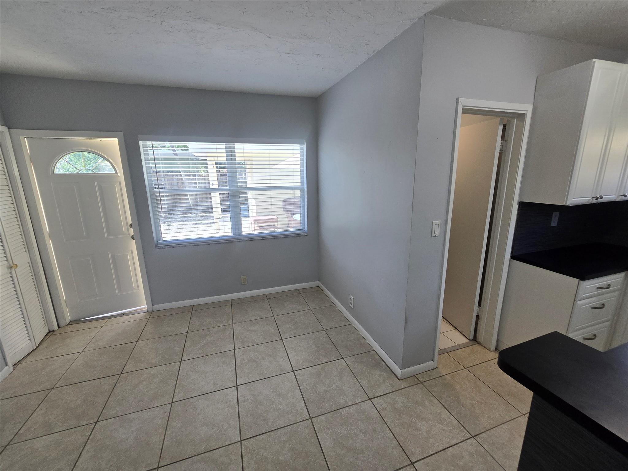 Lauderdale 2-9 D - Residential Lease