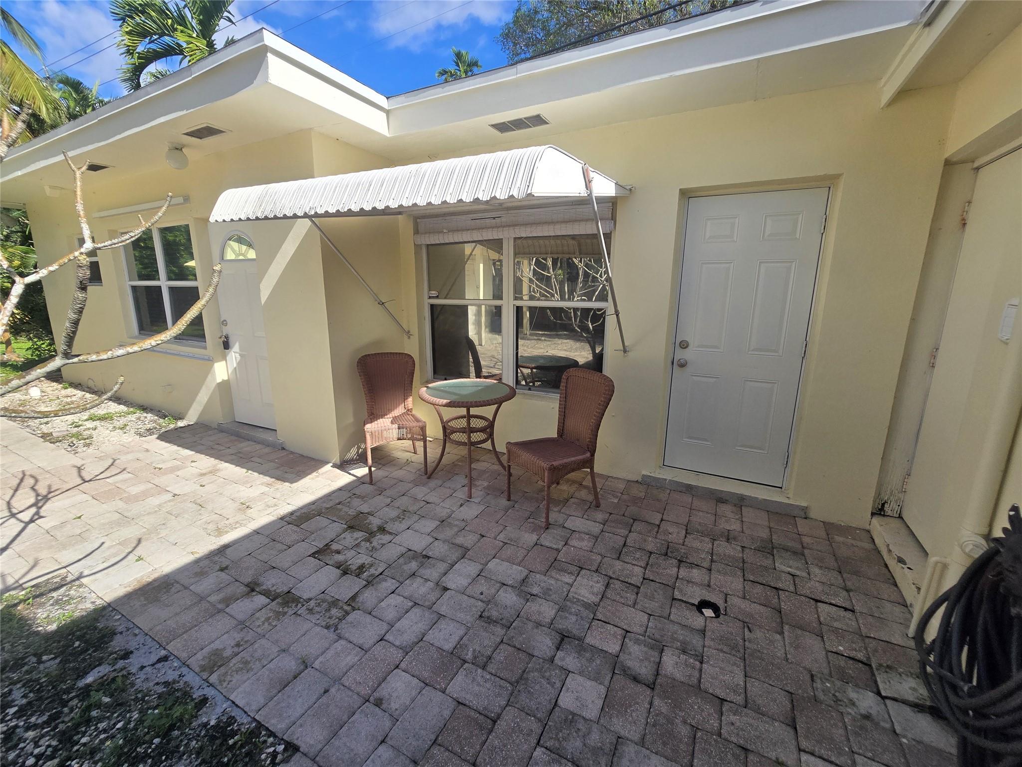 Lauderdale 2-9 D - Residential Lease