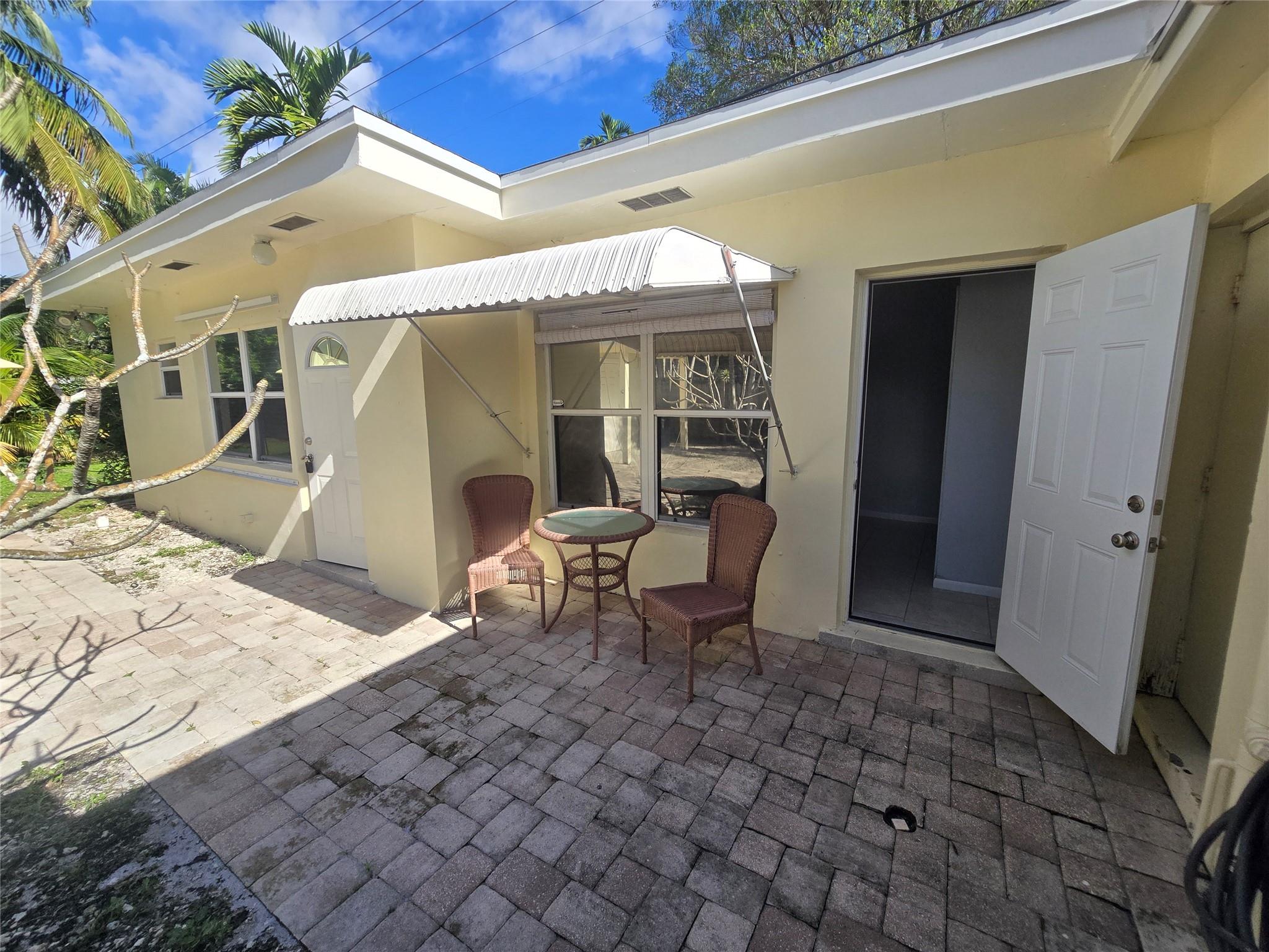 Lauderdale 2-9 D - Residential Lease