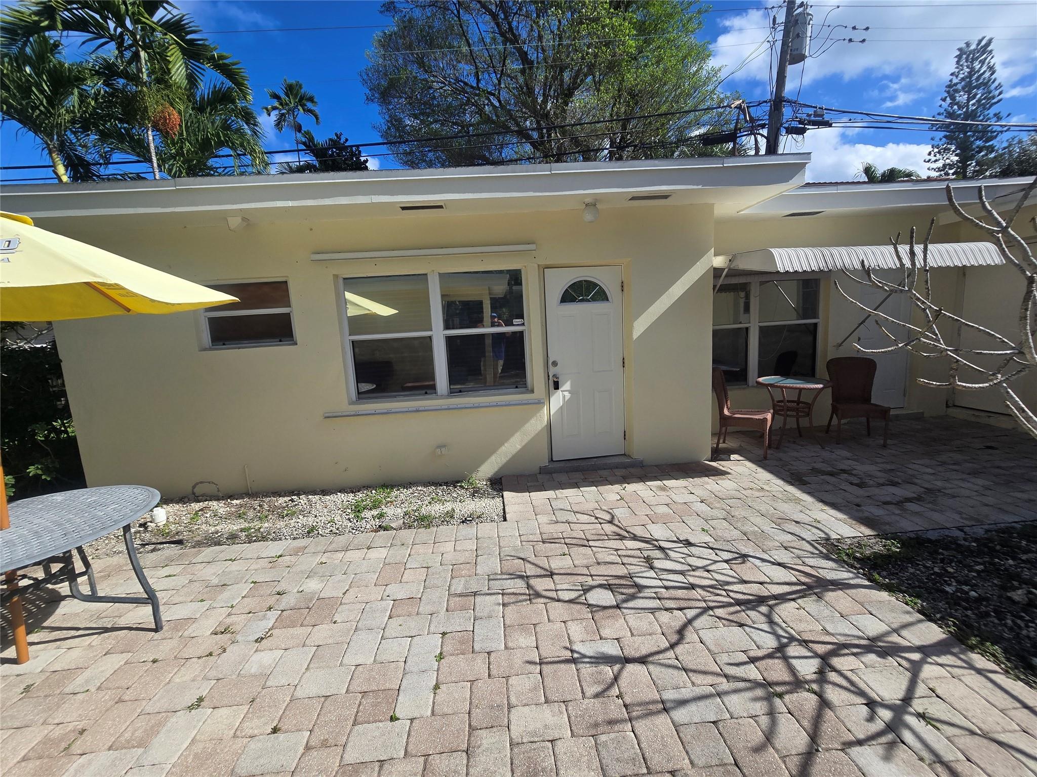 Lauderdale 2-9 D - Residential Lease
