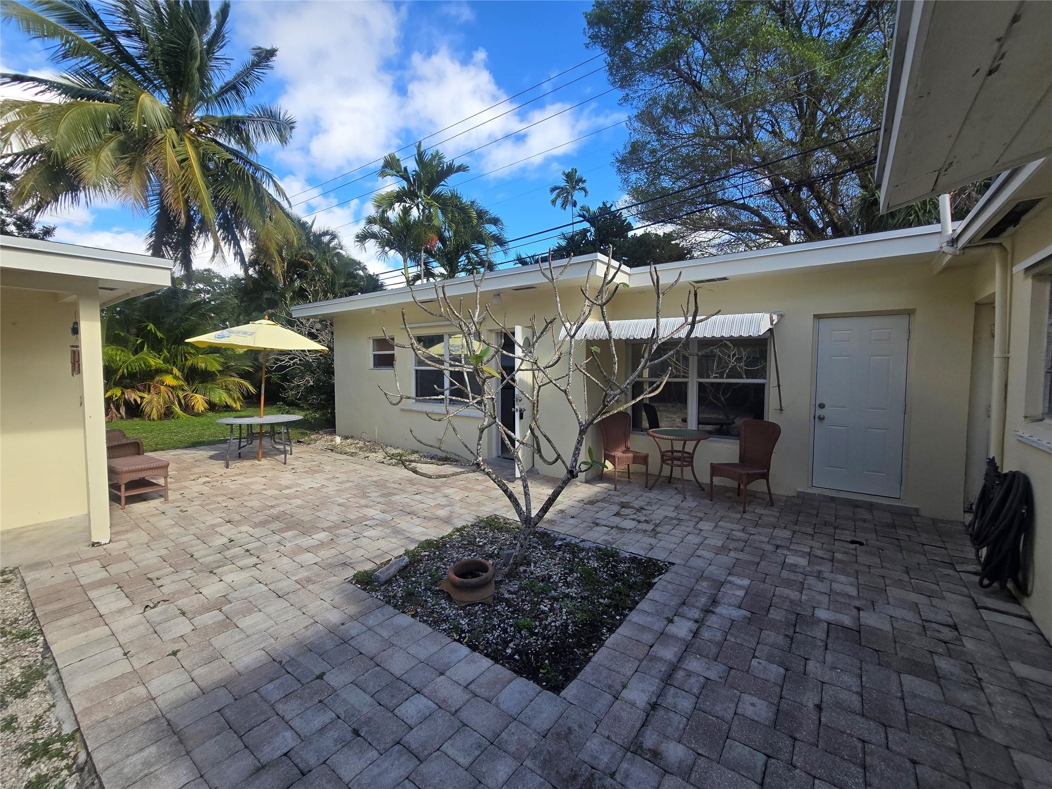 Lauderdale 2-9 D - Residential Lease