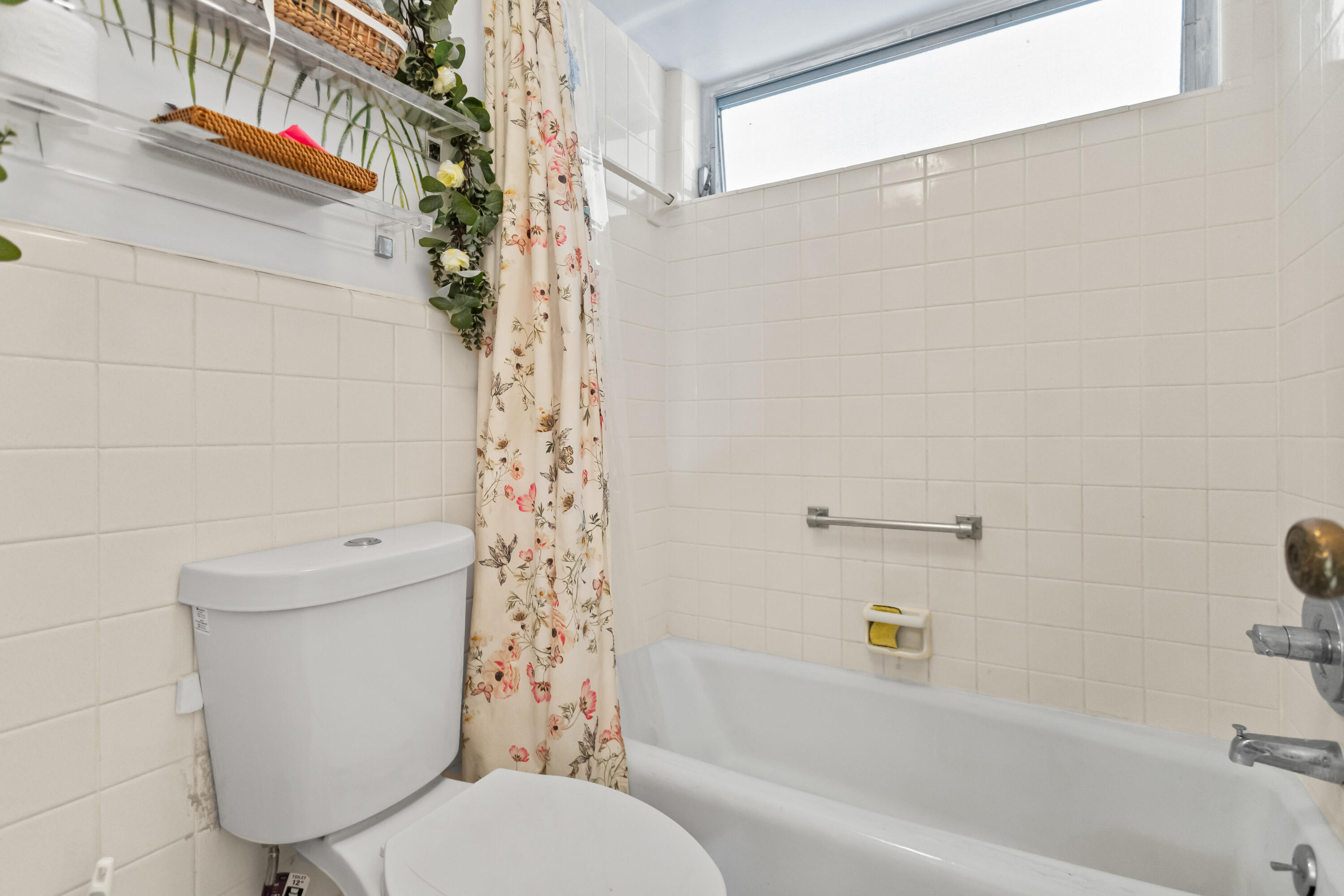 PALM ROYAL APTS INC CONDO - Residential