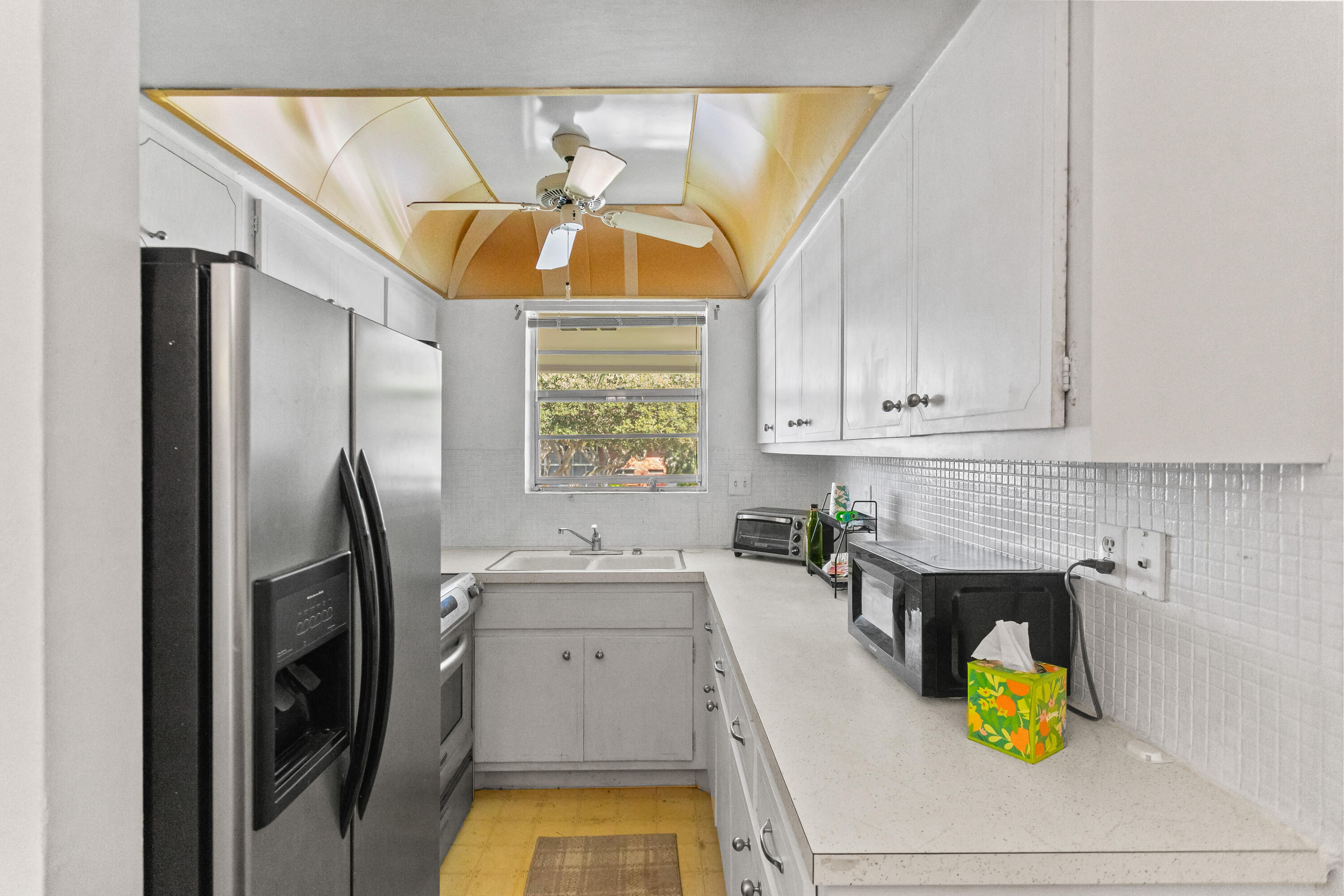 PALM ROYAL APTS INC CONDO - Residential