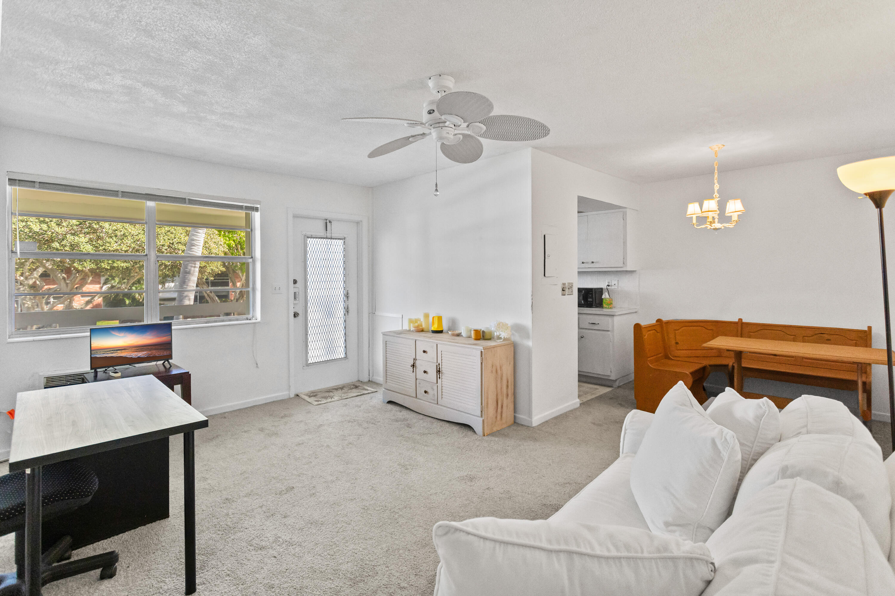 PALM ROYAL APTS INC CONDO - Residential