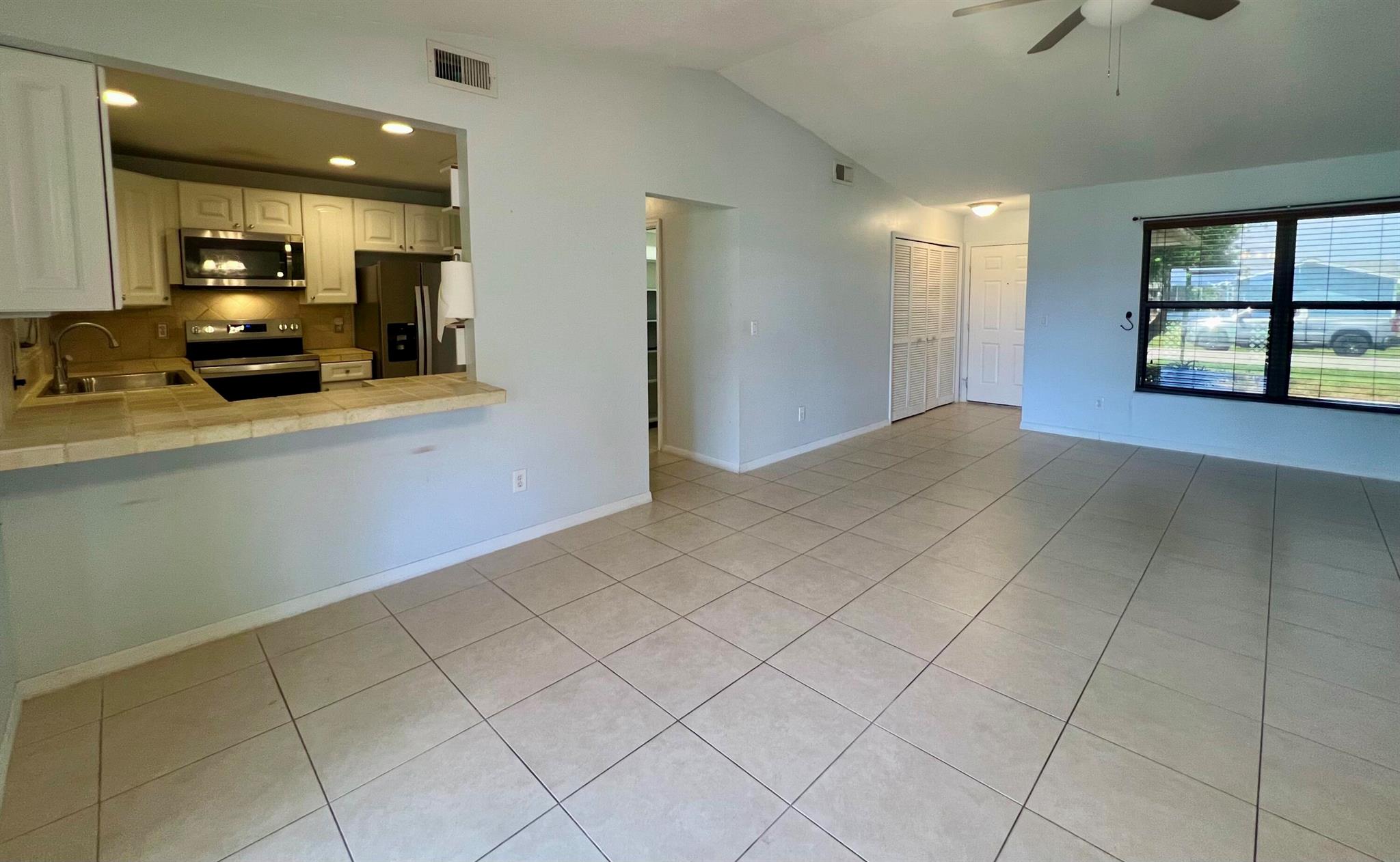 PORT ST LUCIE SECTION 1 - Residential