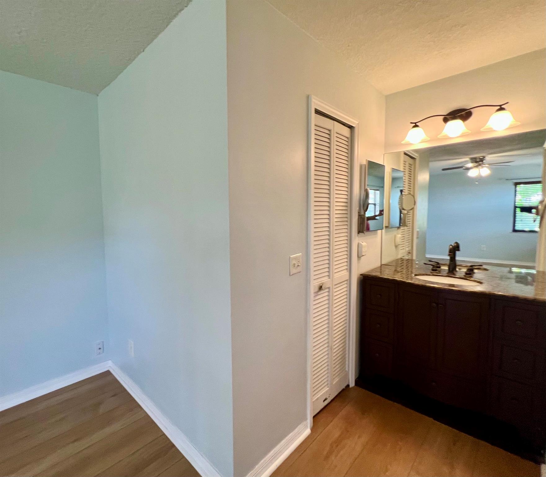 PORT ST LUCIE SECTION 1 - Residential