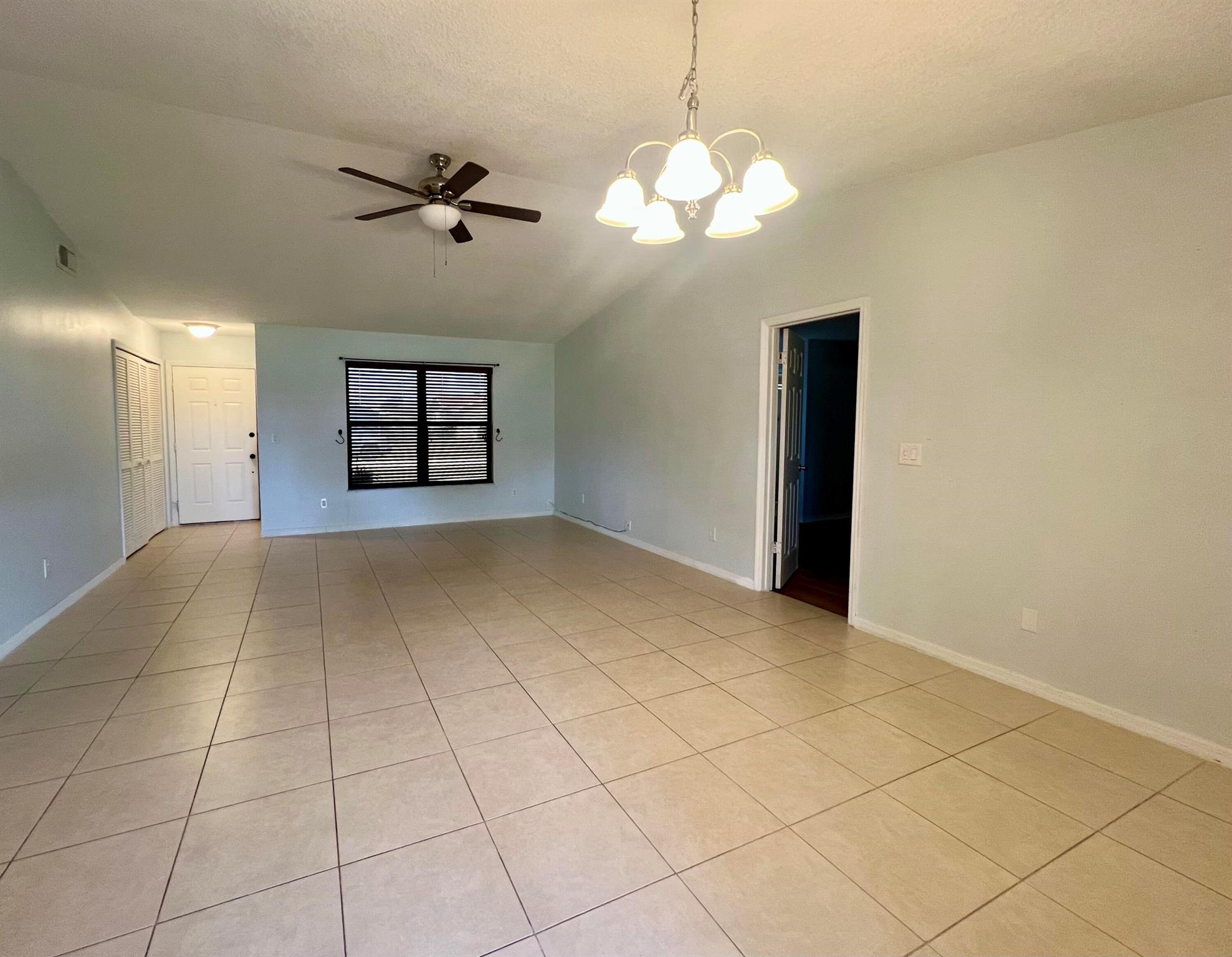 PORT ST LUCIE SECTION 1 - Residential