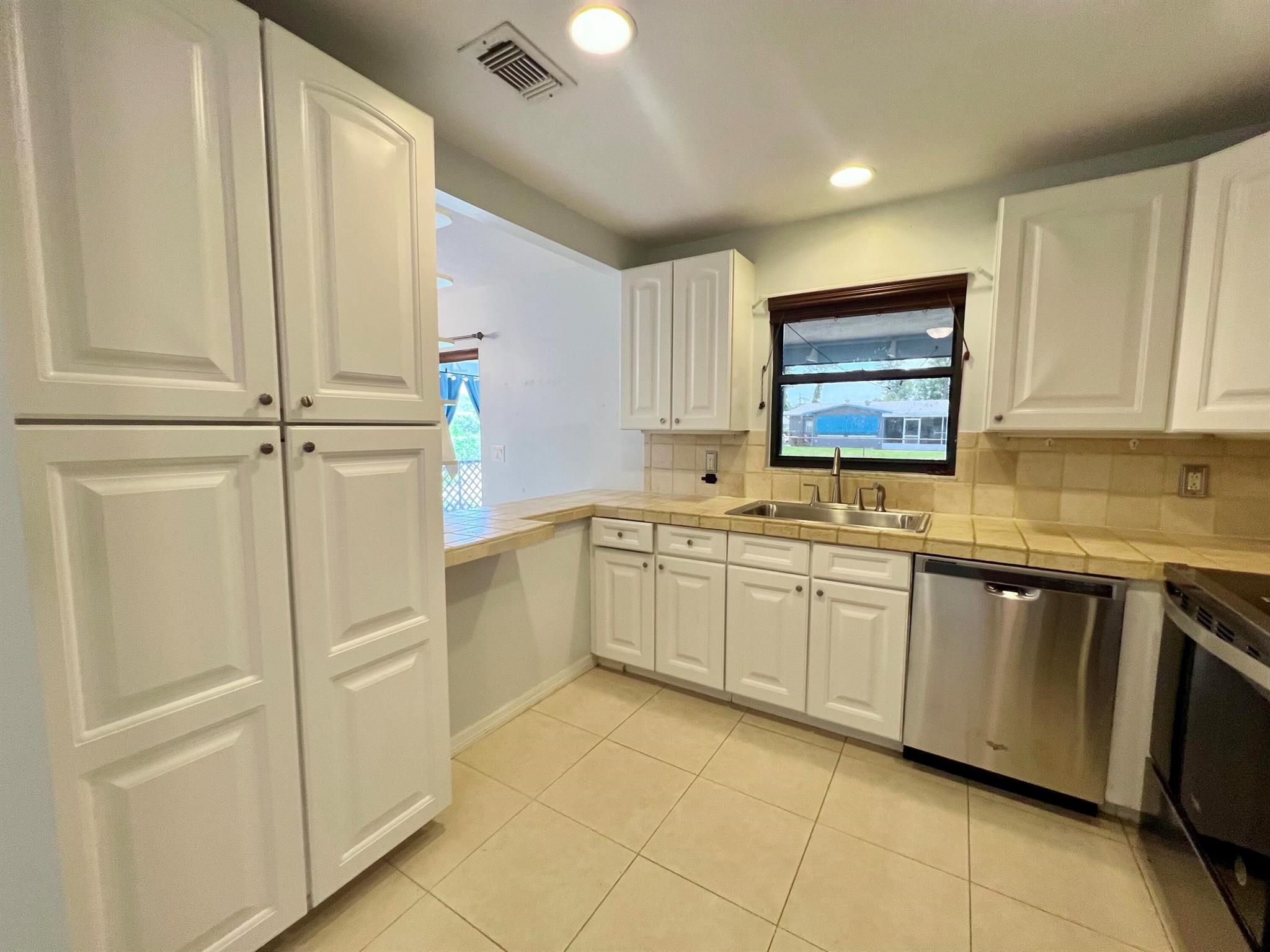 PORT ST LUCIE SECTION 1 - Residential