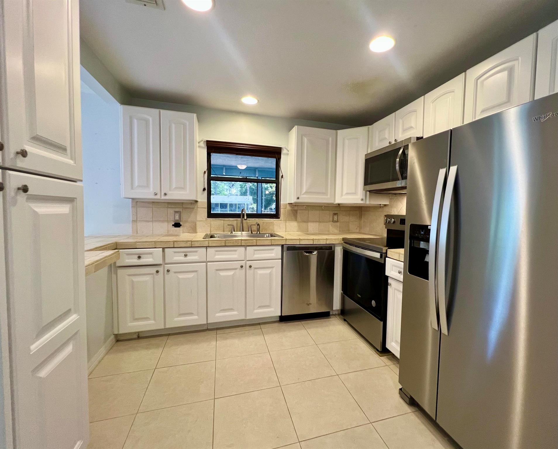 PORT ST LUCIE SECTION 1 - Residential