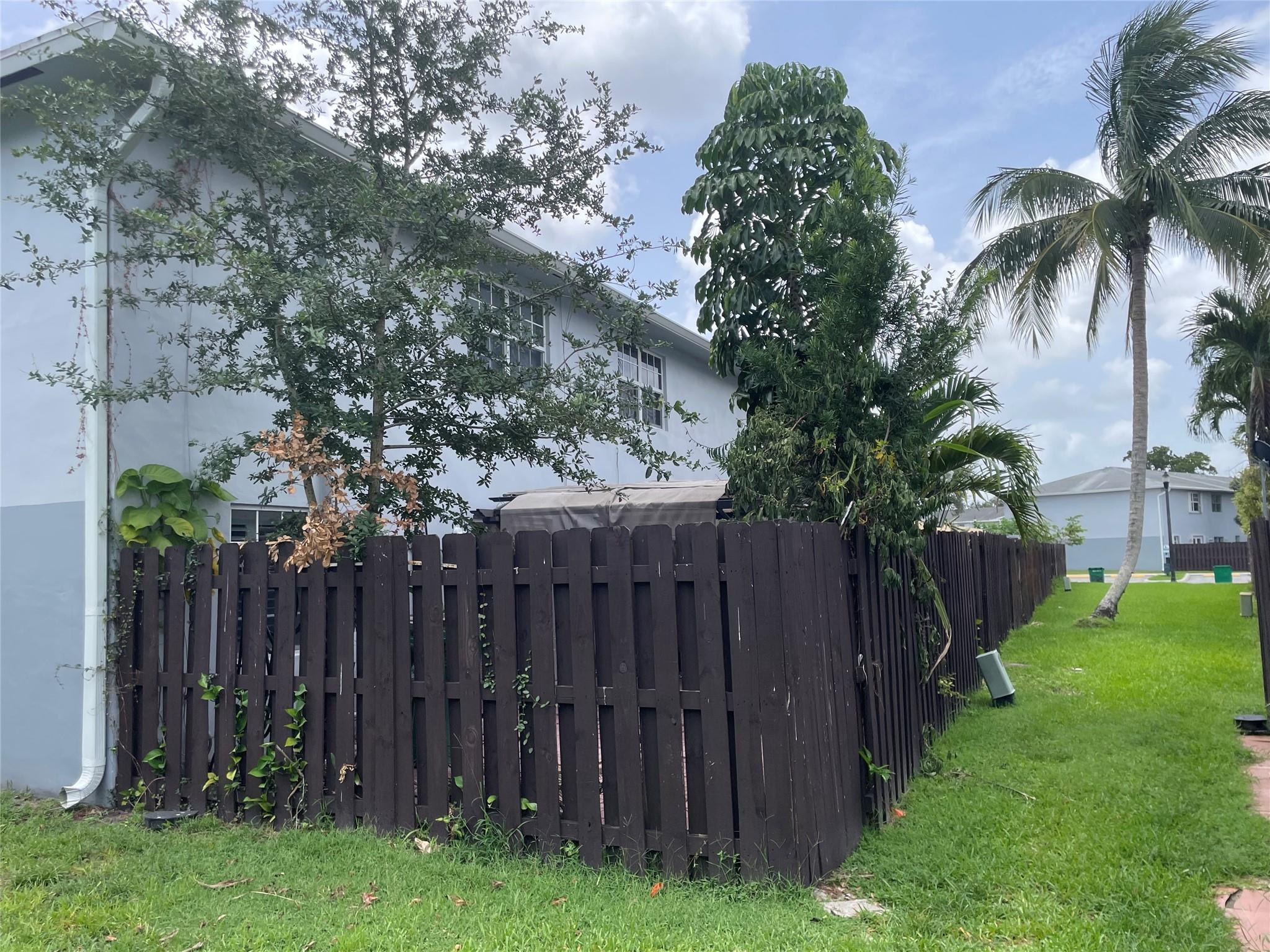 Arrowhead Golf & Tennis Club - Residential