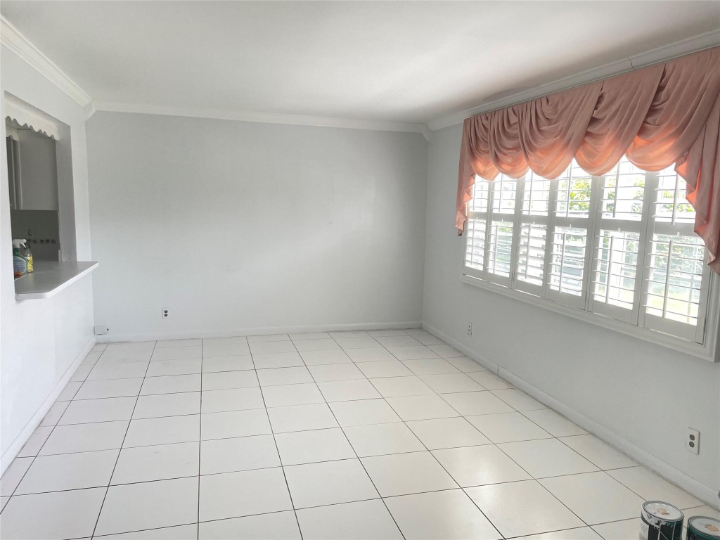 1775 SW 81st Way, Fort Lauderdale, FL, 33324/$346,500 2 1775 SW 81st Way