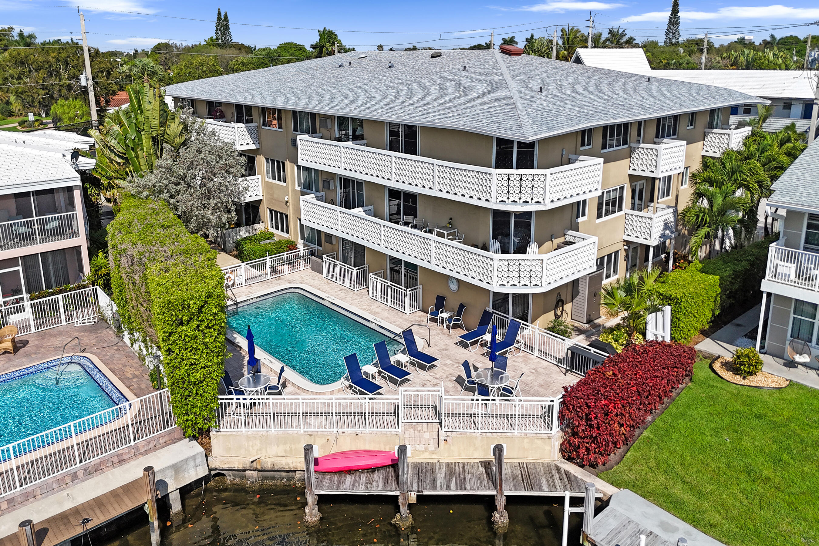 PIER 41 CONDO - Residential