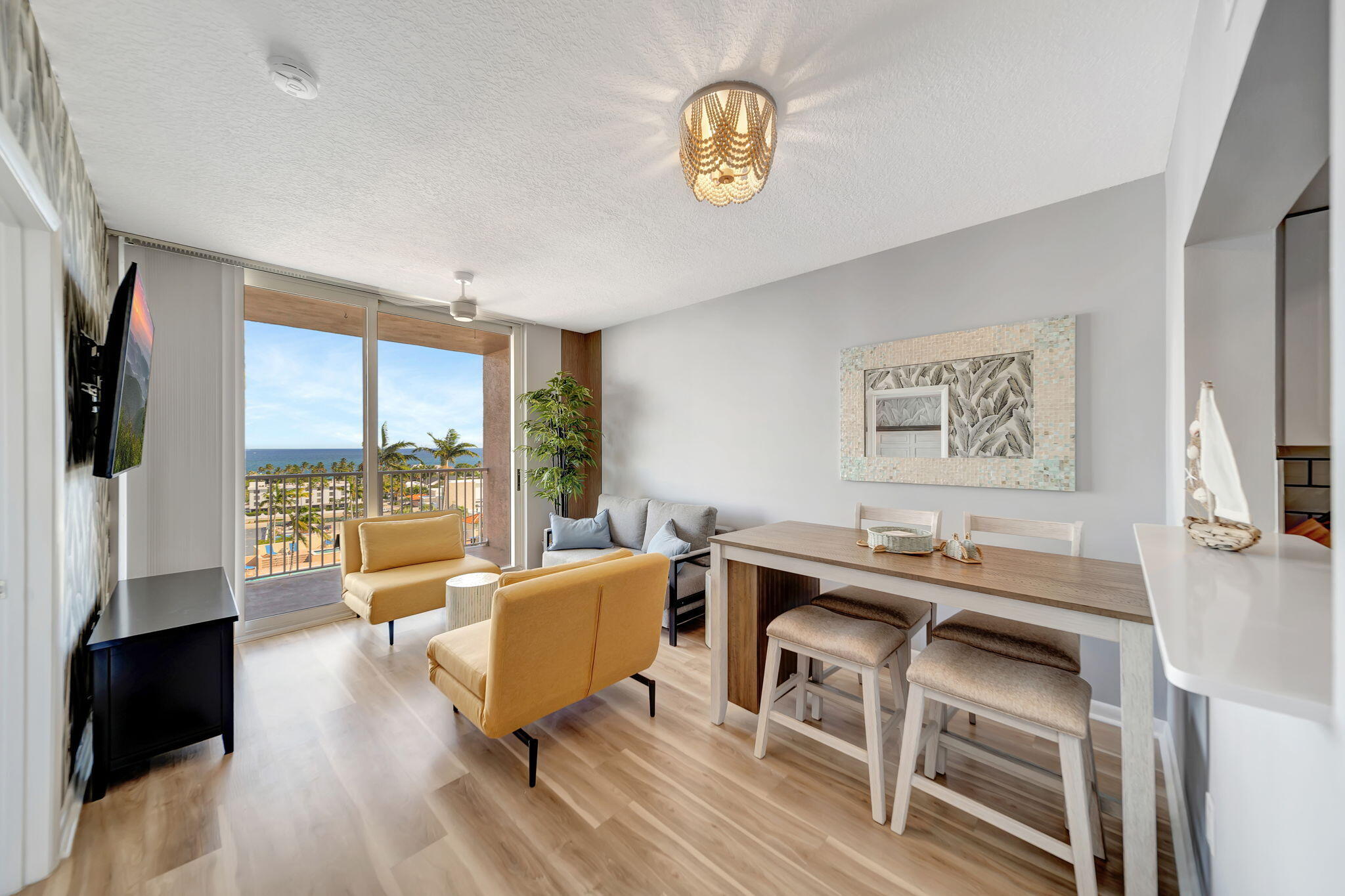 TIDES AT BRIDGESIDE SQUARE - Residential