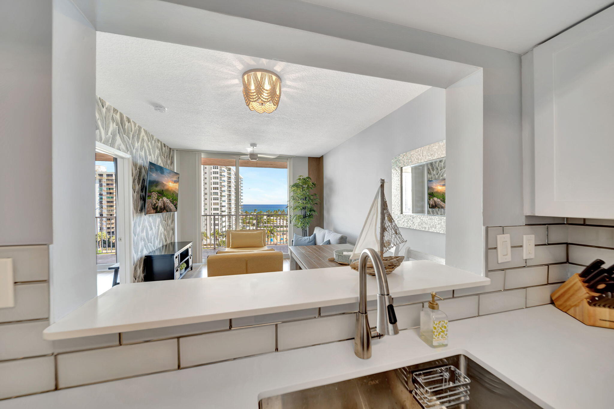 TIDES AT BRIDGESIDE SQUARE - Residential