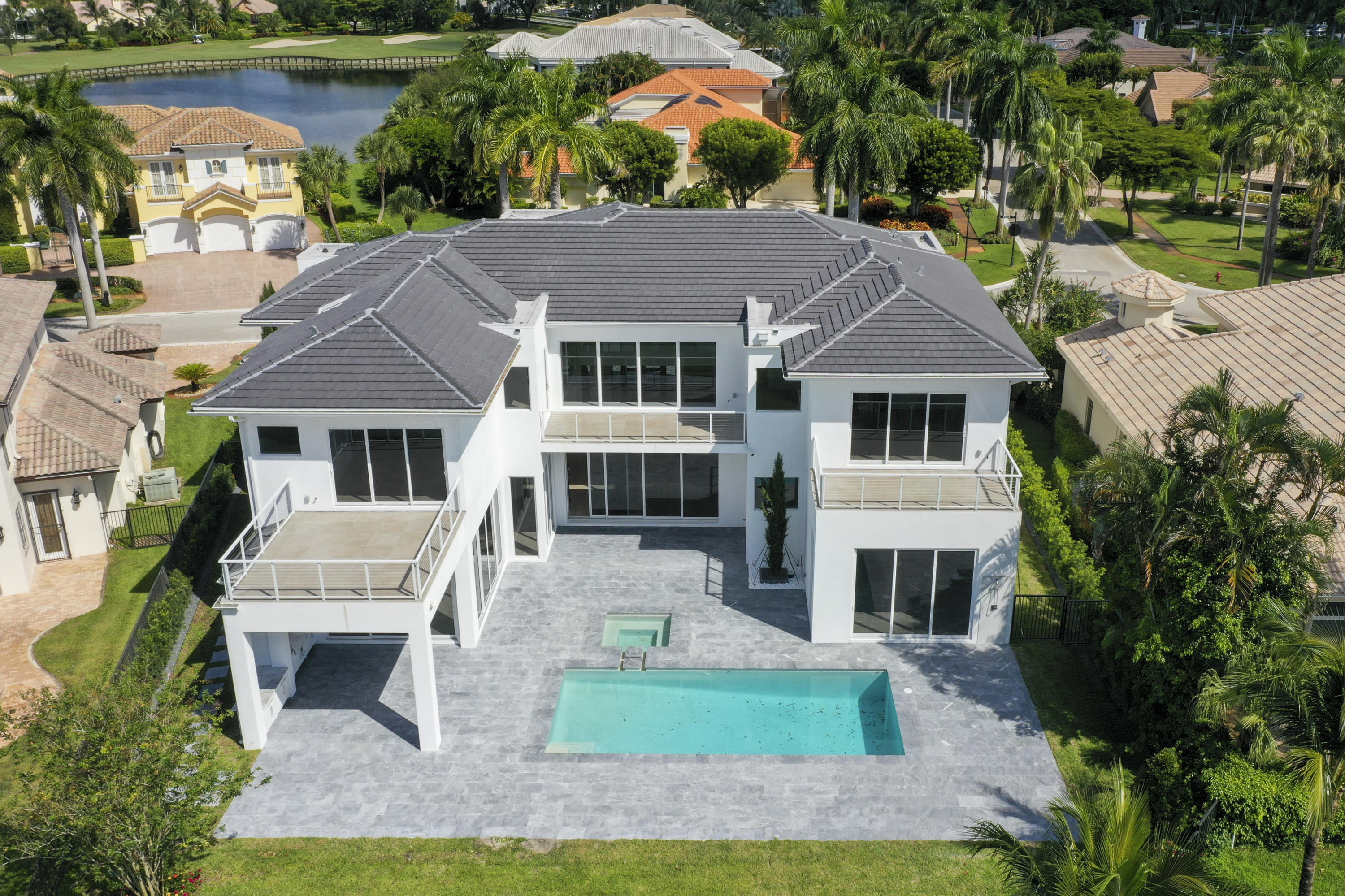 ST ANDREWS COUNTRY CLUB - Residential