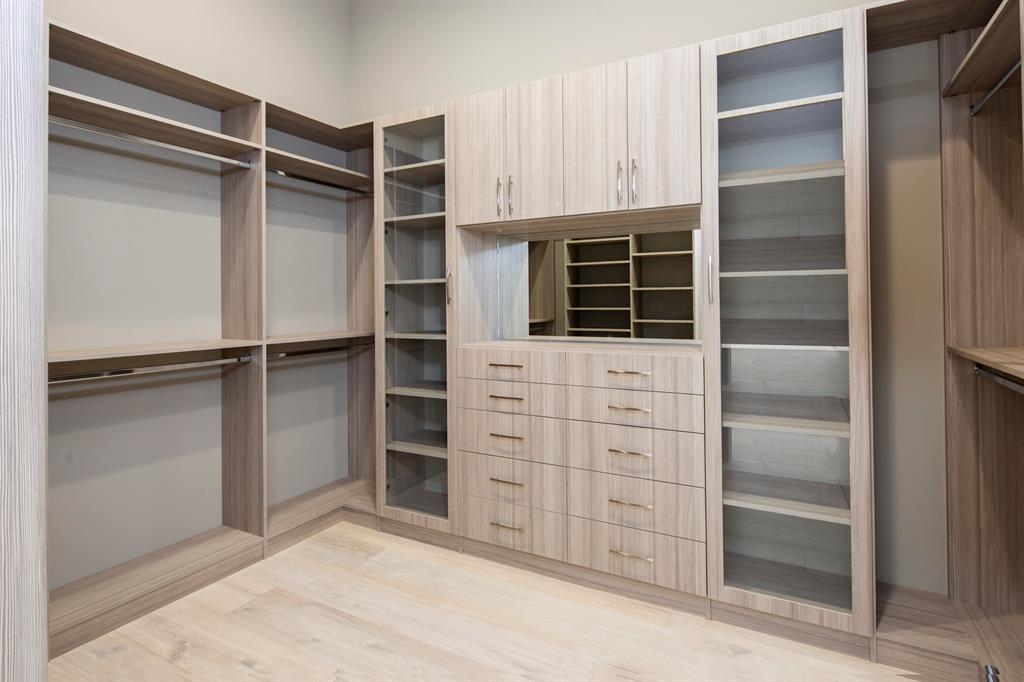 ST ANDREWS COUNTRY CLUB - Residential