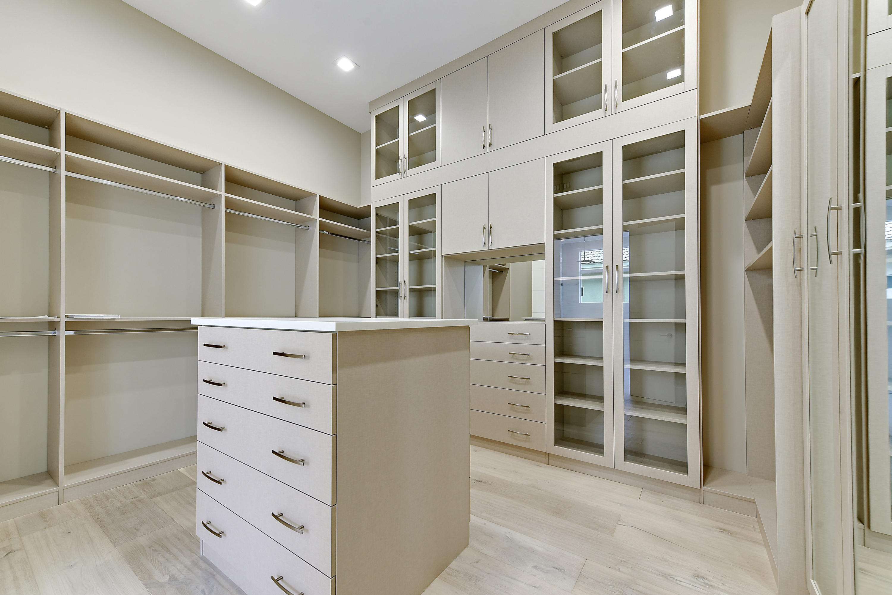 ST ANDREWS COUNTRY CLUB - Residential